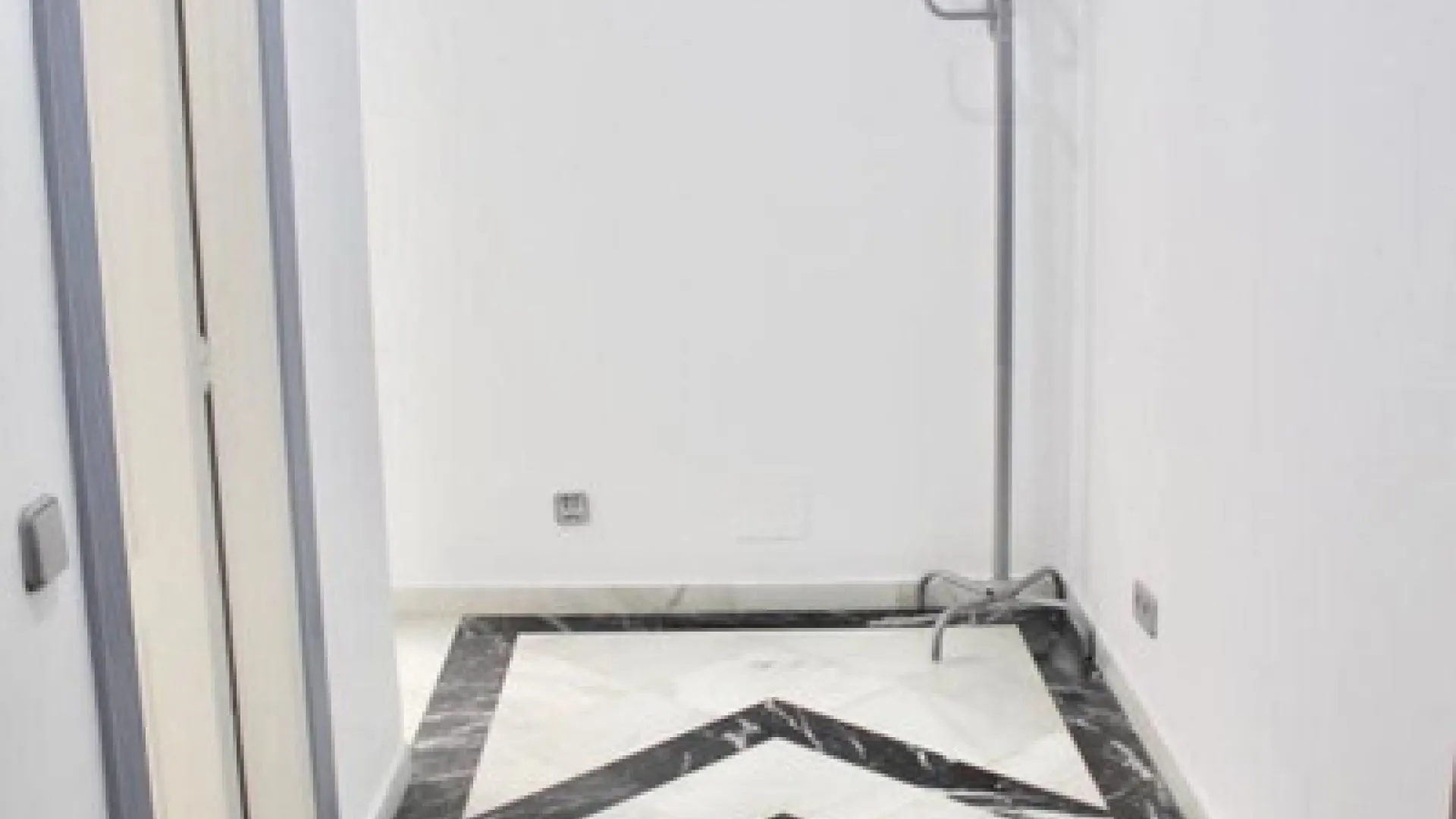 Duplex planta baja en venta de 6 dormitorios en Gray D'Albion