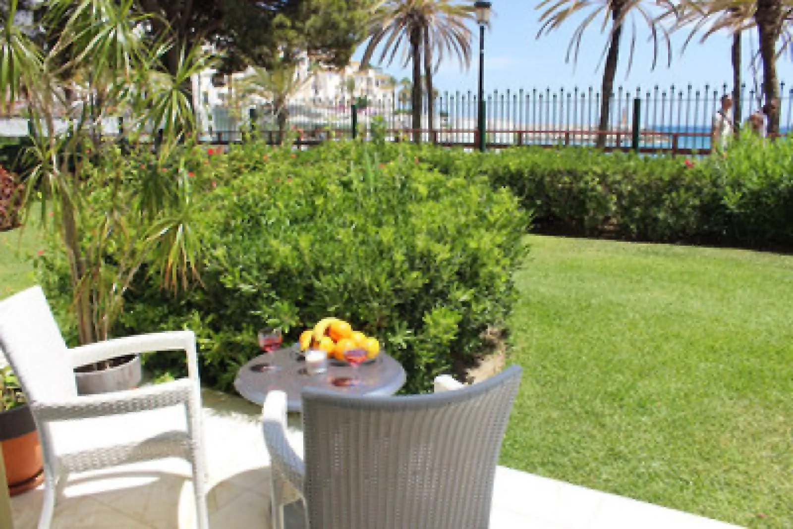 Duplex planta baja en venta de 6 dormitorios en Gray D'Albion