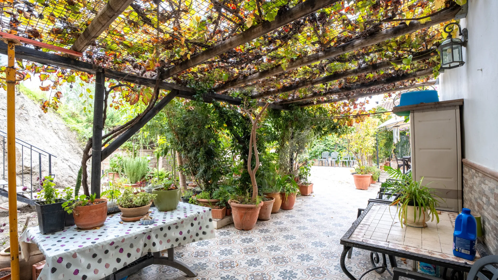 7 bedrooms semi detached house for sale in Estepona Town