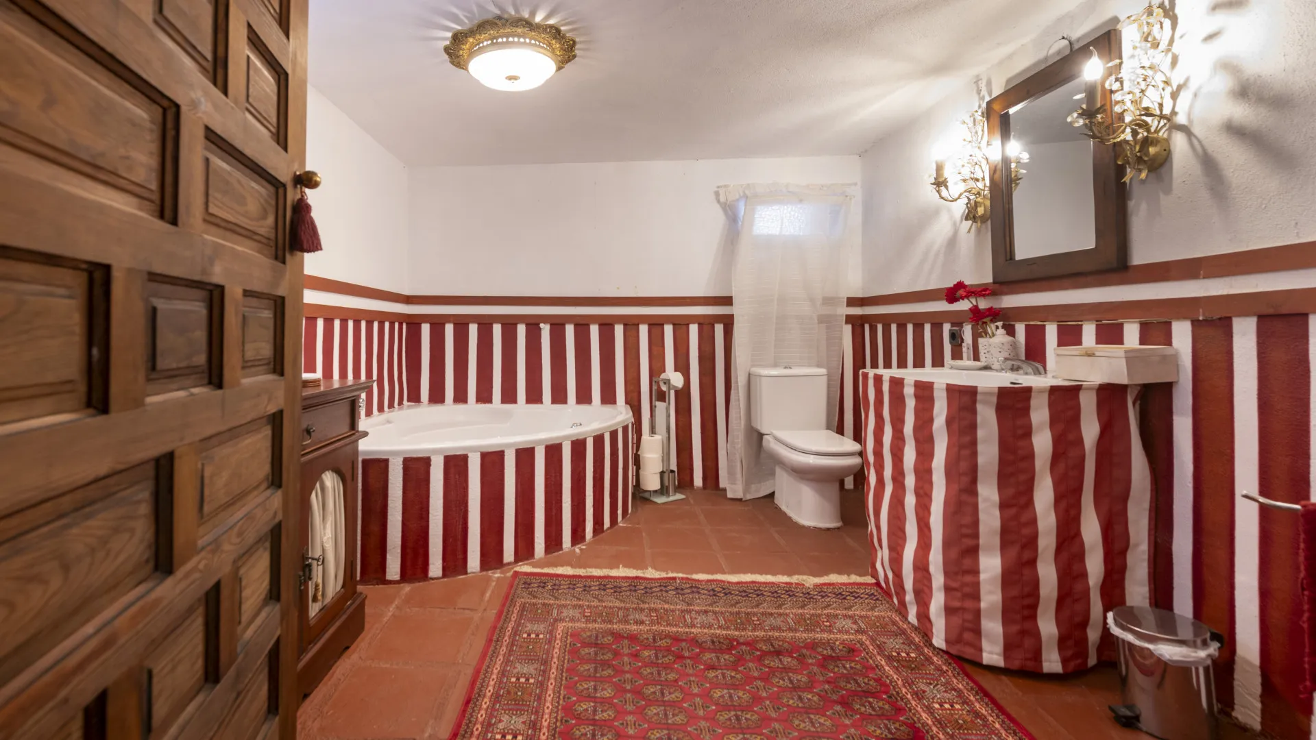 Villa con 6 dormitorios en venta en Valdeolletas