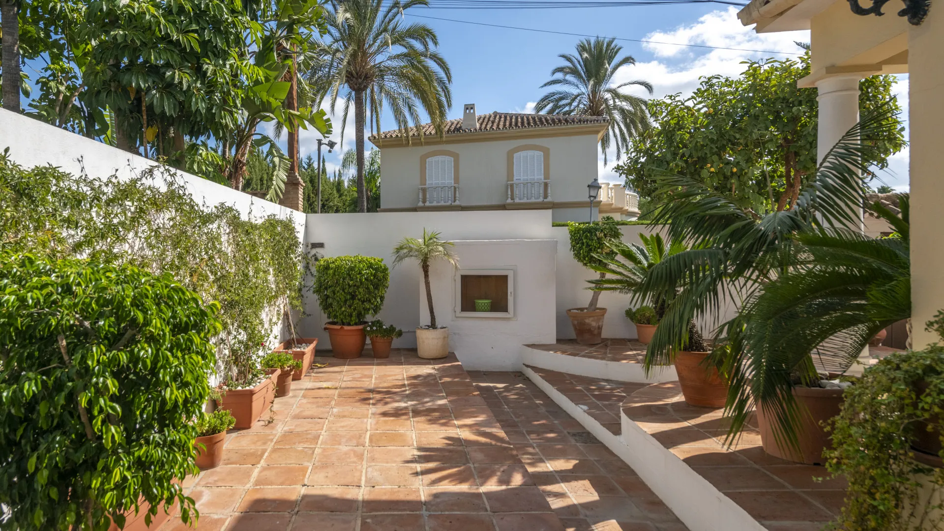 Villa con 6 dormitorios en venta en Valdeolletas