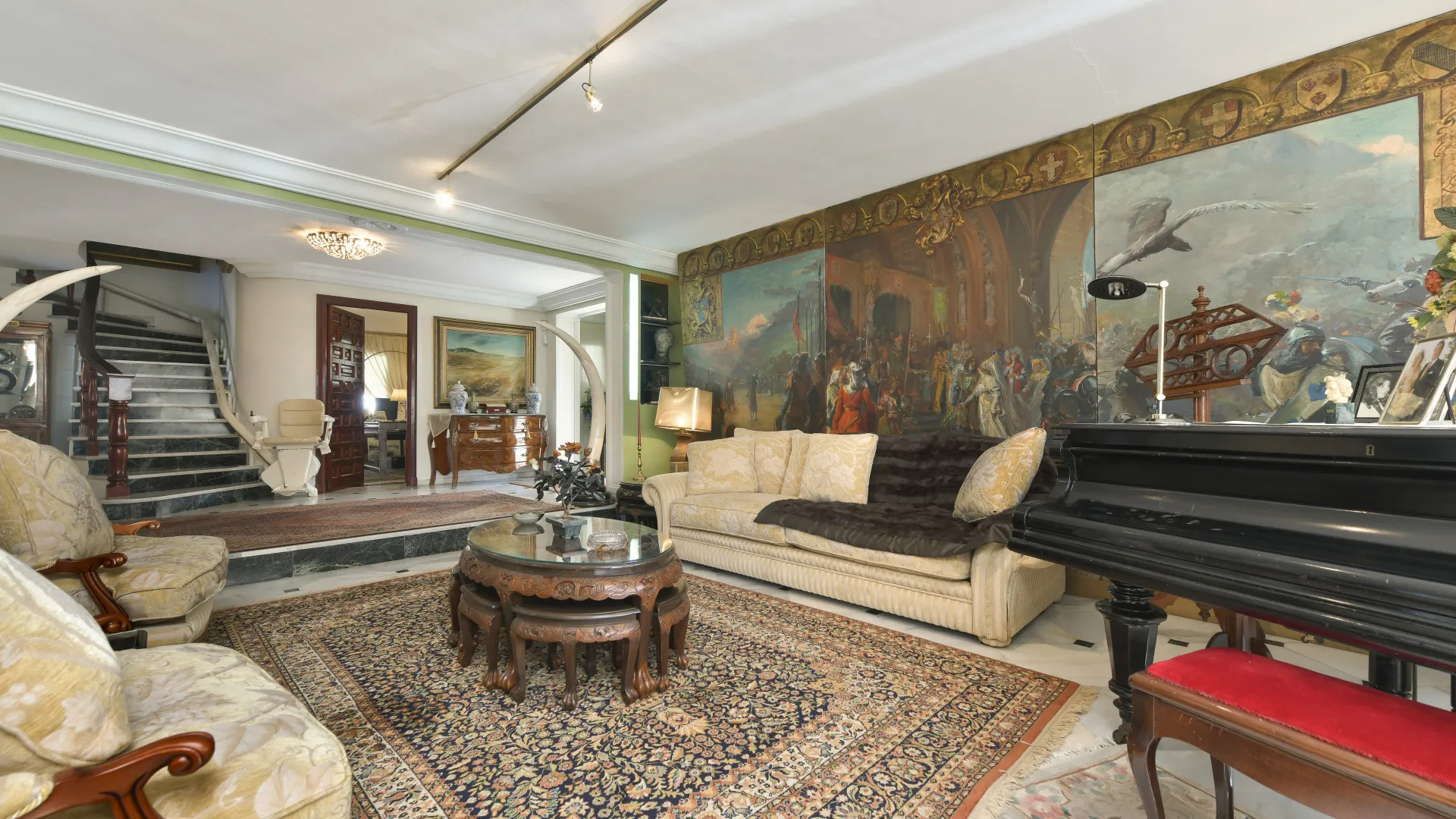 Villa con 6 dormitorios en venta en Valdeolletas