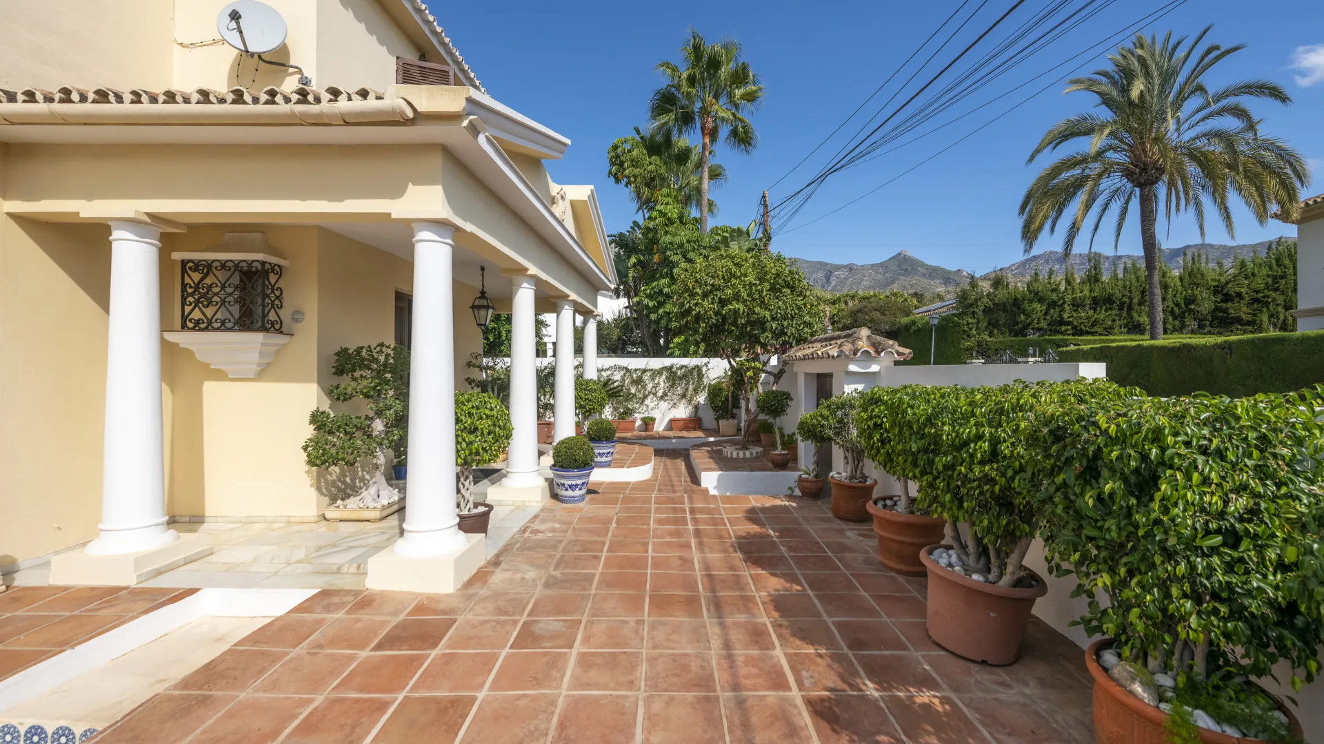 Villa con 6 dormitorios en venta en Valdeolletas