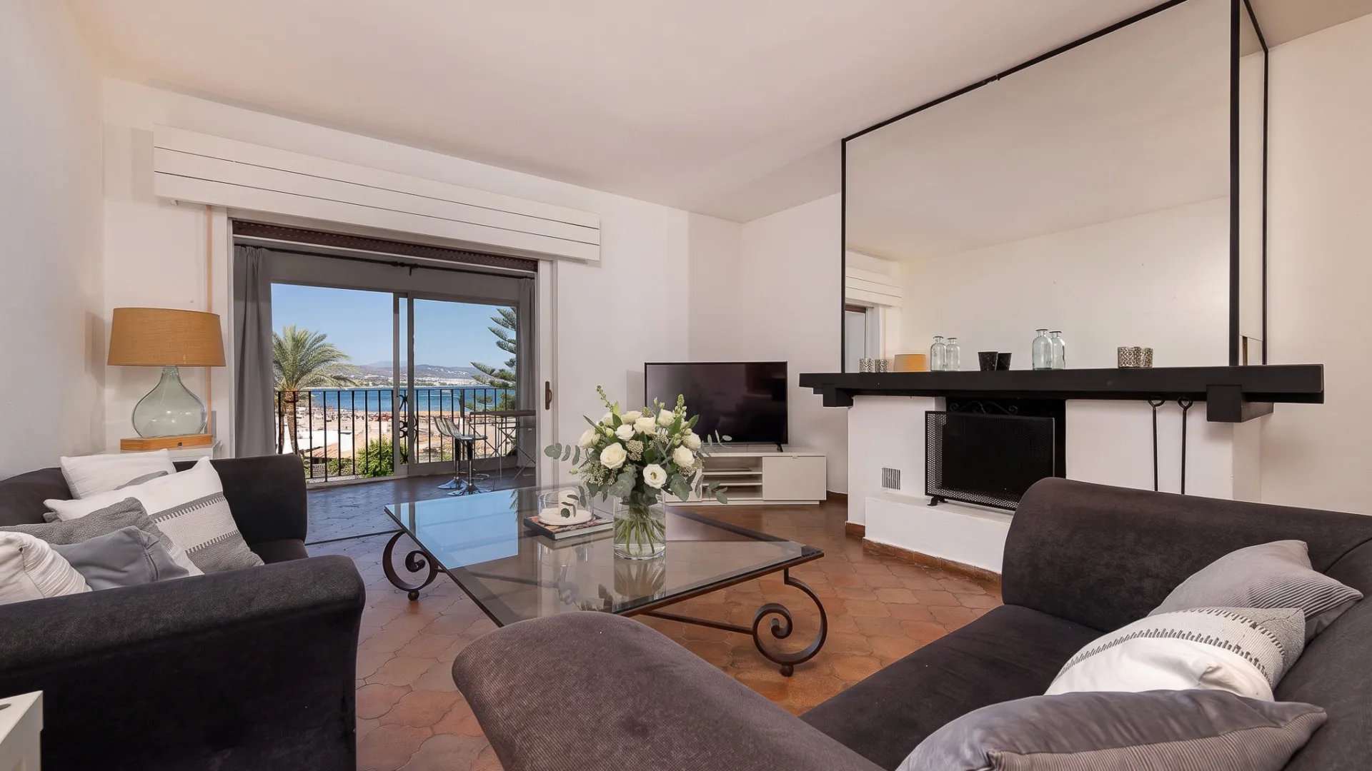 Apartamento con 1 dormitorio en venta en Marbella - Puerto Banus