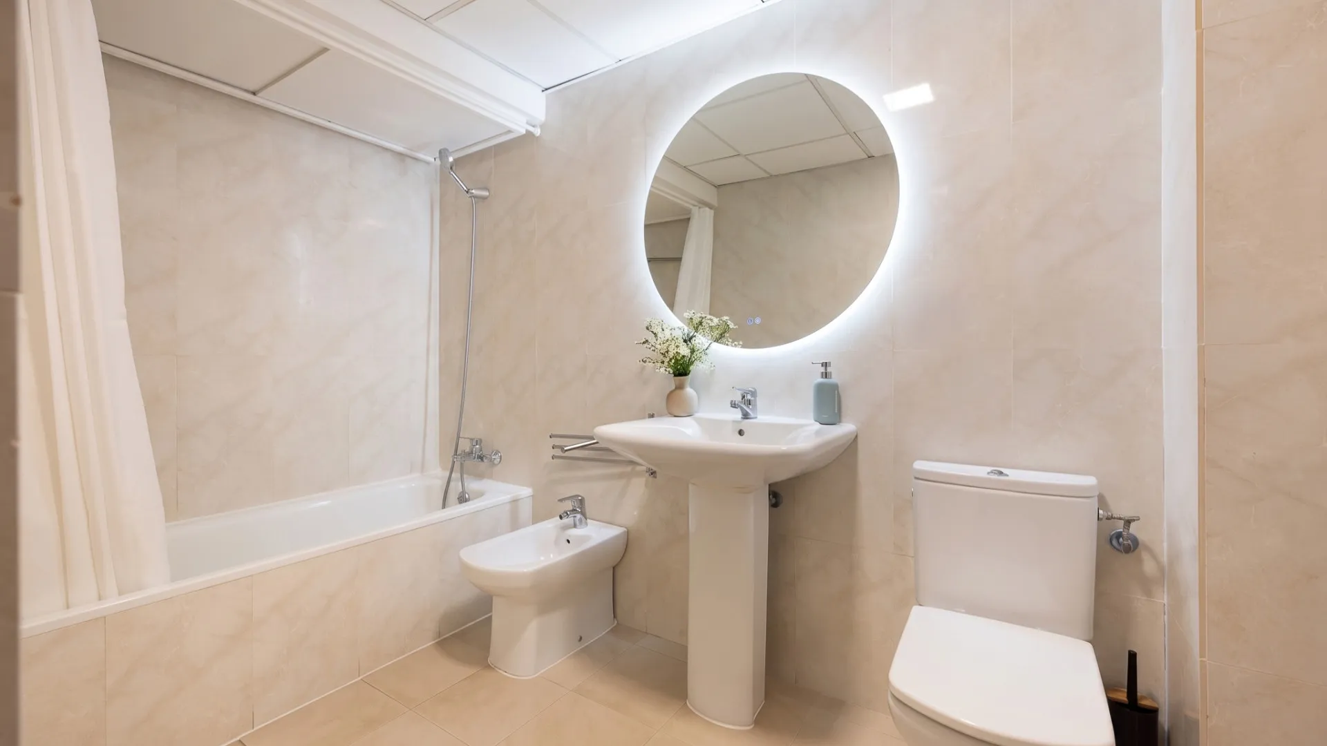 Apartamento con 1 dormitorio en venta en Marbella - Puerto Banus