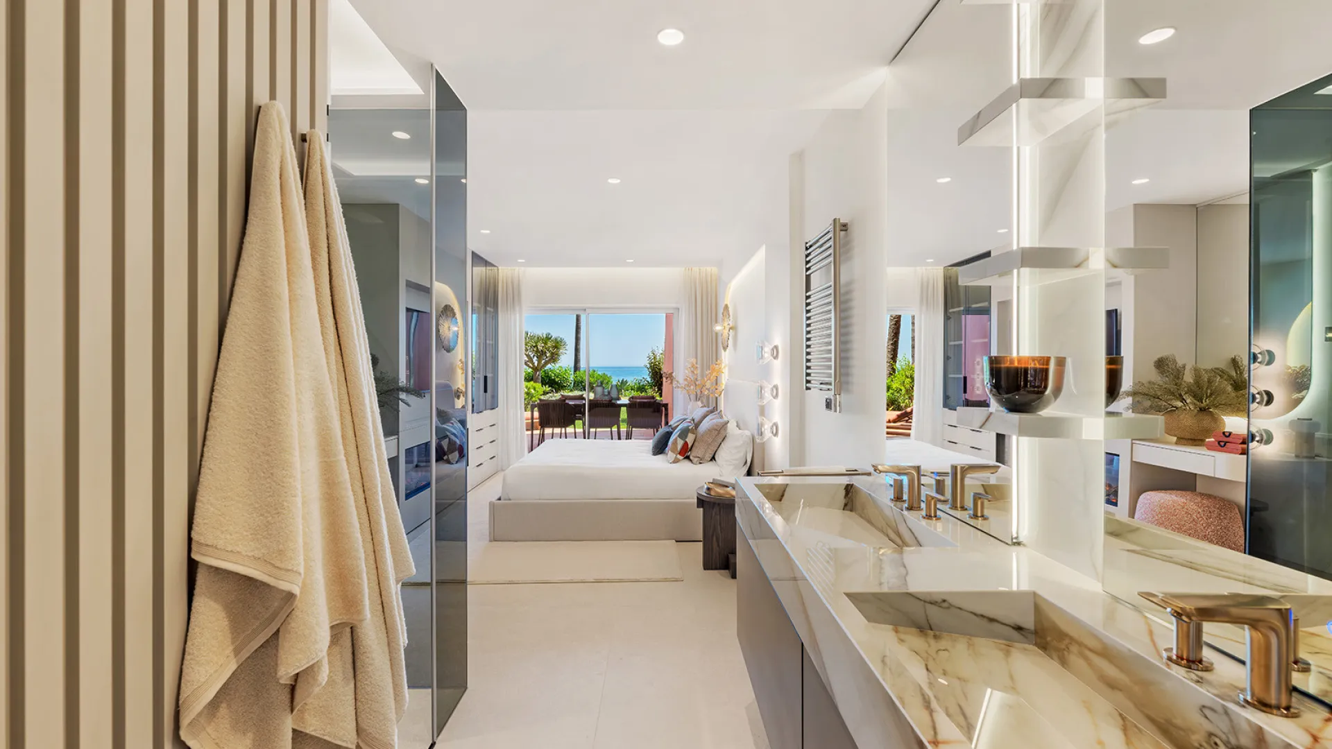 Menara Beach, apartamento planta baja a la venta
