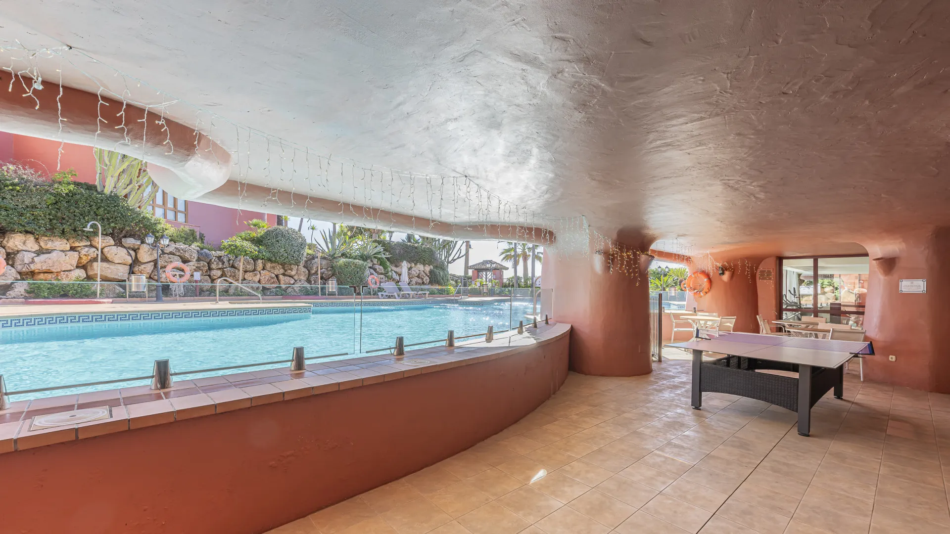 Menara Beach, apartamento planta baja a la venta