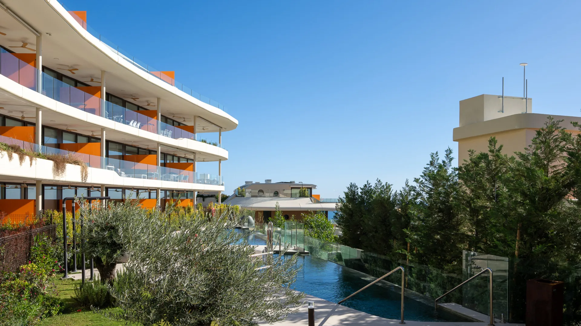 El Higueron, apartamento planta baja de 3 dormitorios en venta