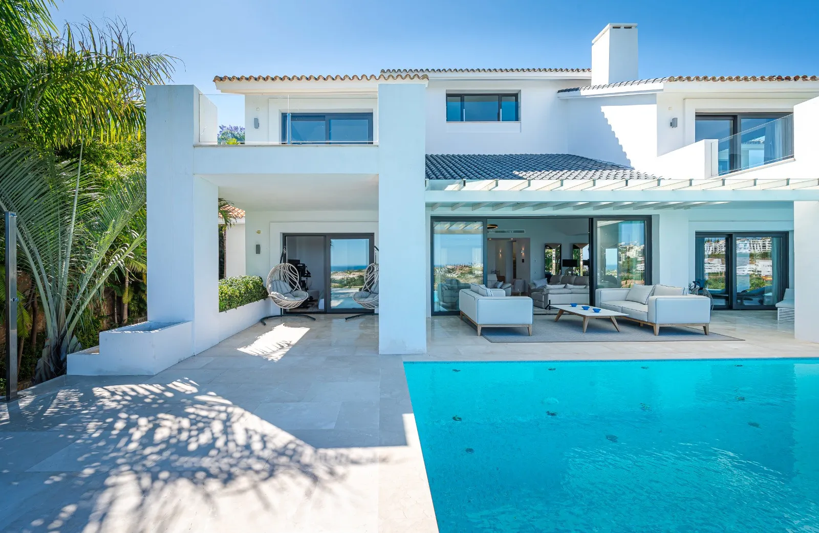 Villa for sale in Los Flamingos Golf with 6 bedrooms