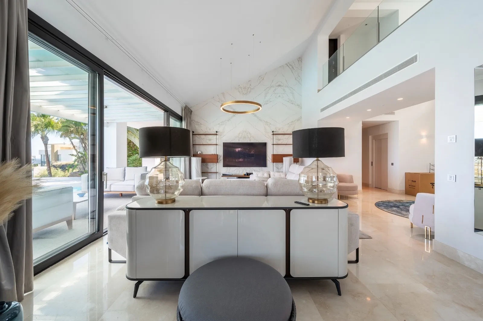 Villa for sale in Los Flamingos Golf with 6 bedrooms