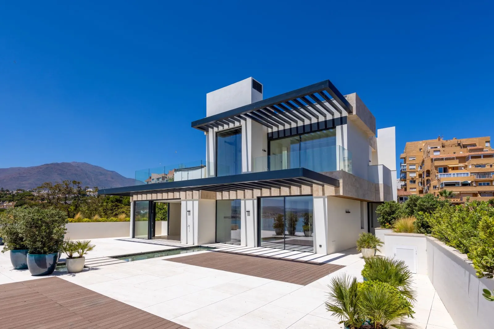 Estepona Puerto, atico duplex en venta