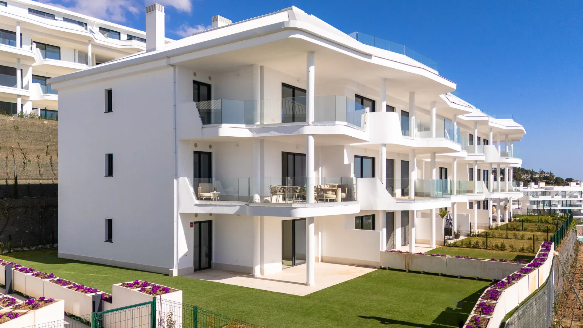 Ground floor apartment with 3 bedrooms for sale in Fuengirola