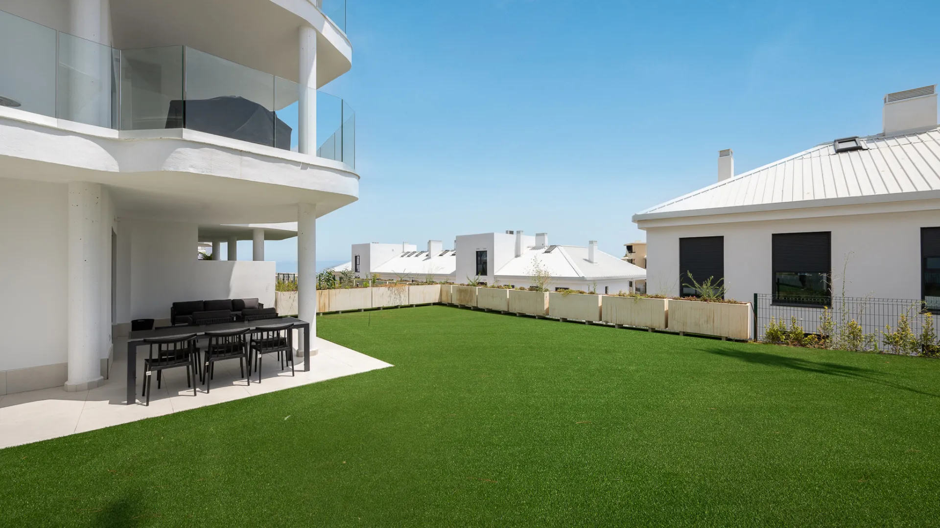 Ground floor apartment with 3 bedrooms for sale in Fuengirola