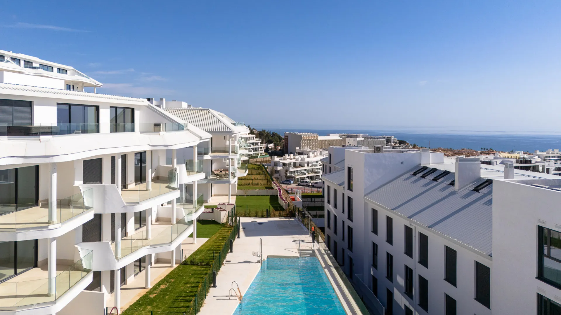 Ground floor apartment with 3 bedrooms for sale in Fuengirola