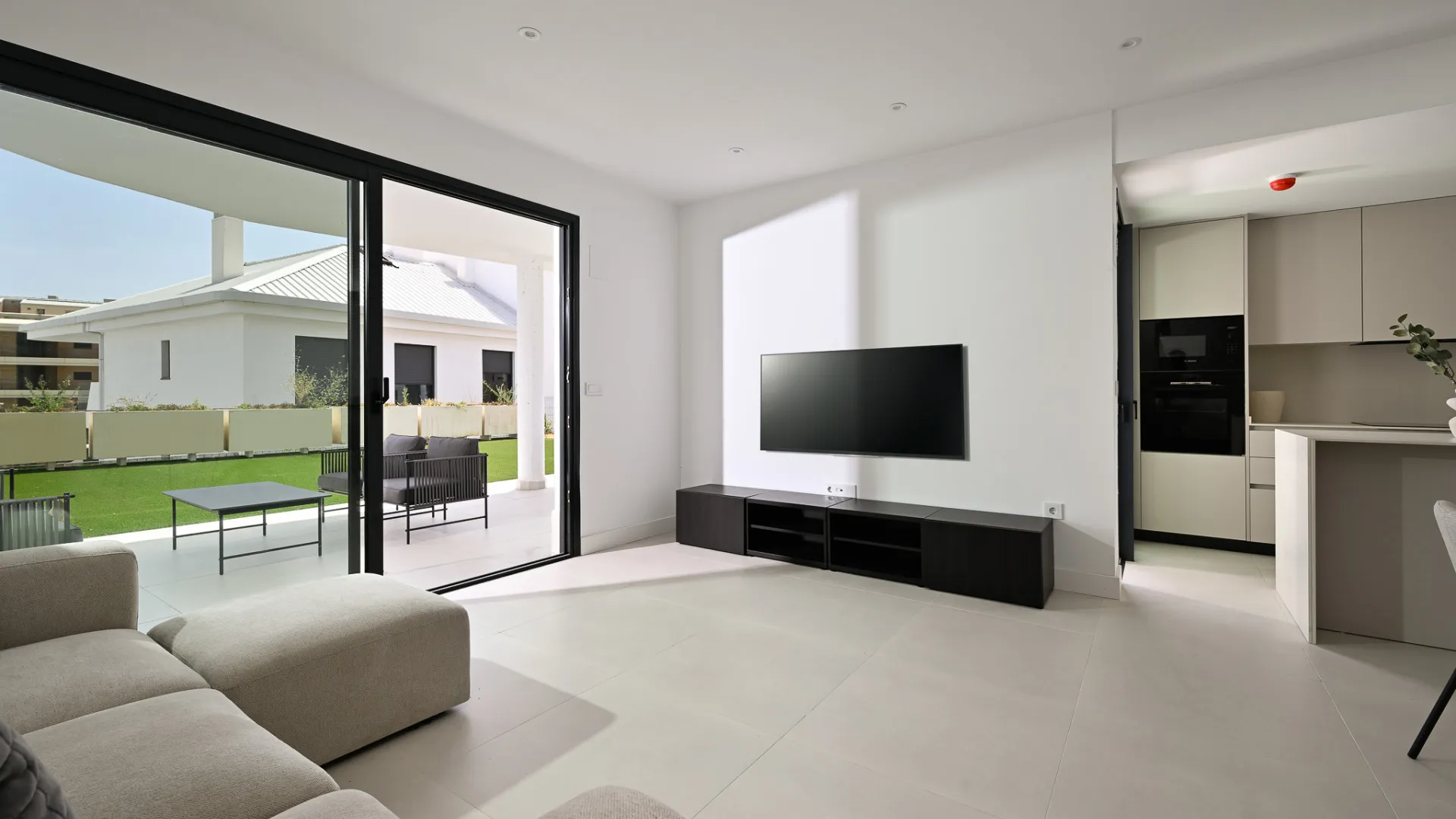 Ground floor apartment with 3 bedrooms for sale in Fuengirola