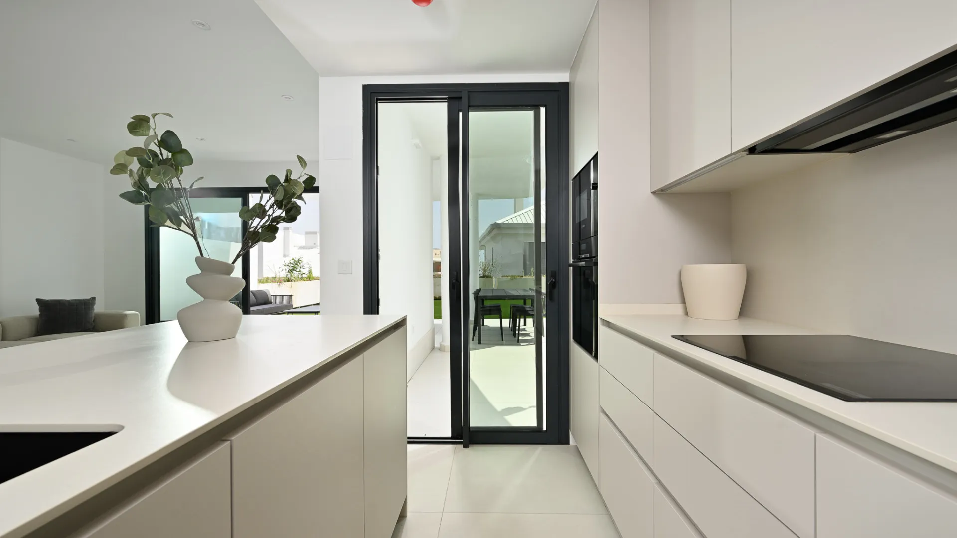 Ground floor apartment with 3 bedrooms for sale in Fuengirola