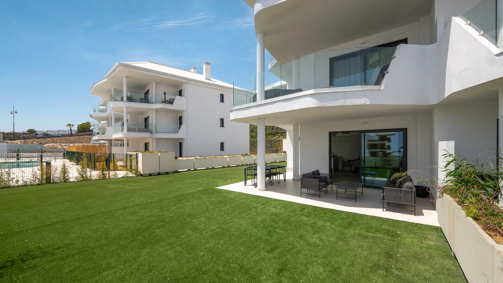 Ground floor apartment with 3 bedrooms for sale in Fuengirola