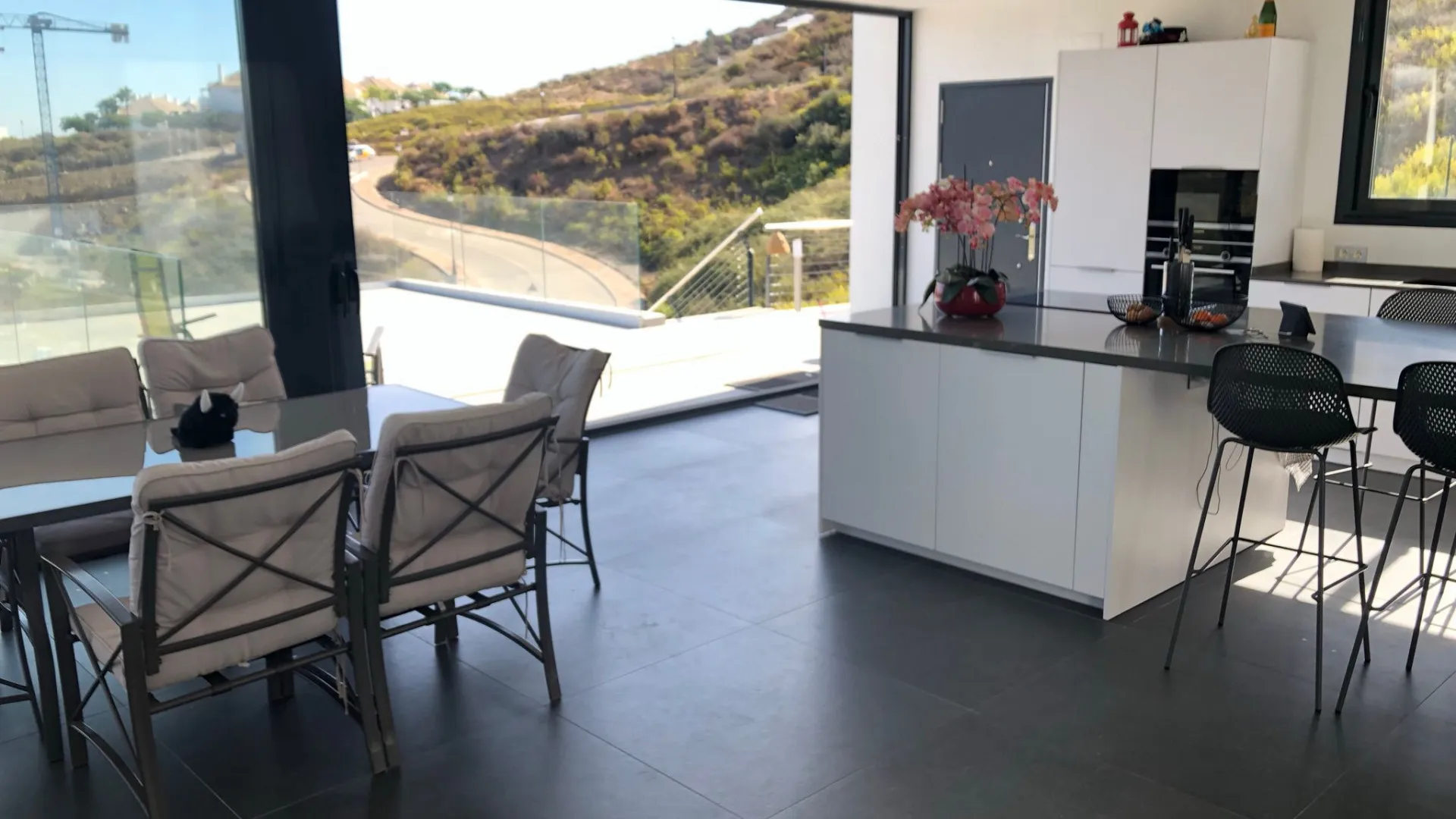 For sale 4 bedrooms villa in La Cala Golf Resort
