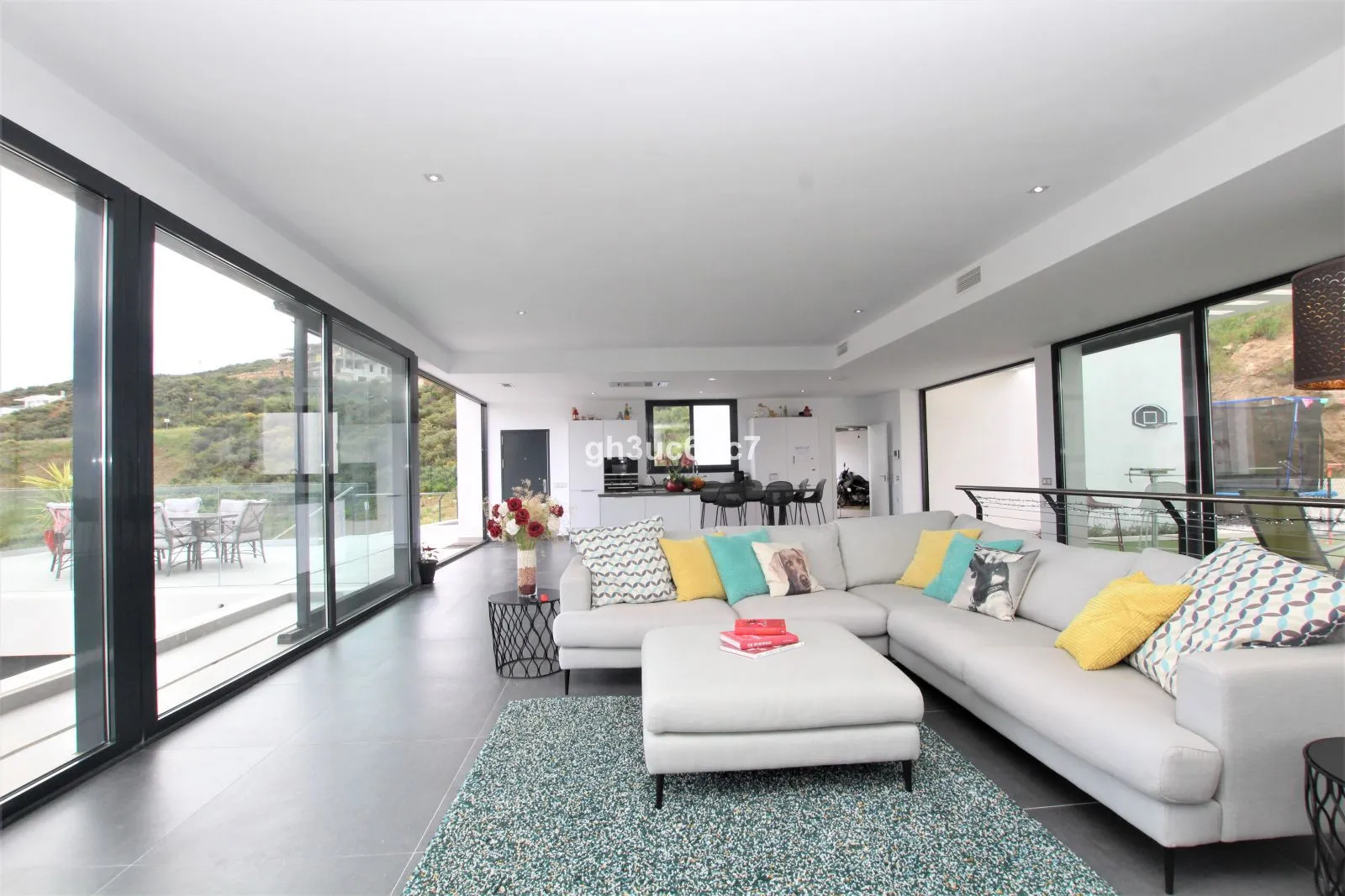 For sale 4 bedrooms villa in La Cala Golf Resort