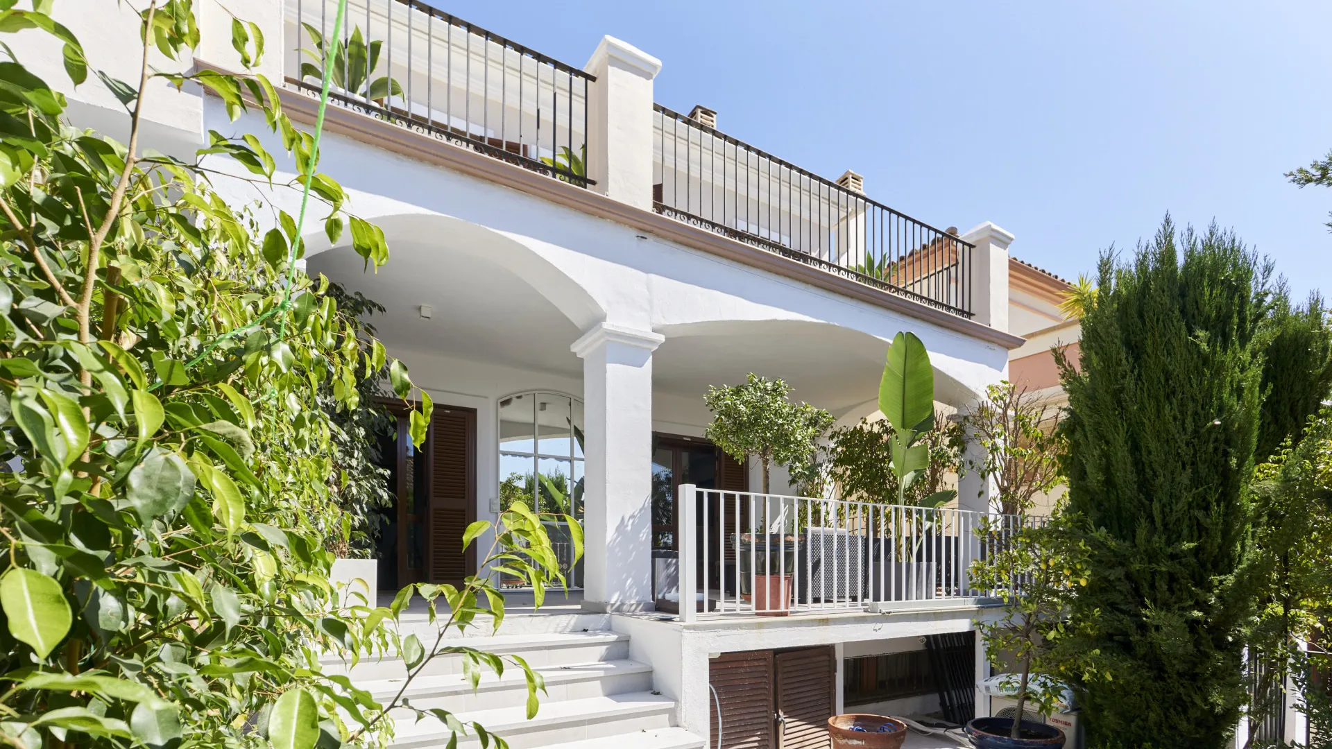 Marbella Golden Mile semi detached house for sale