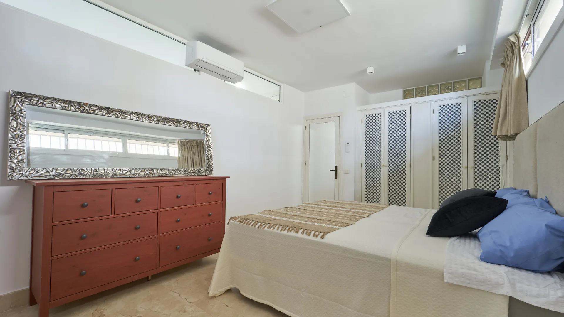 Marbella Golden Mile semi detached house for sale