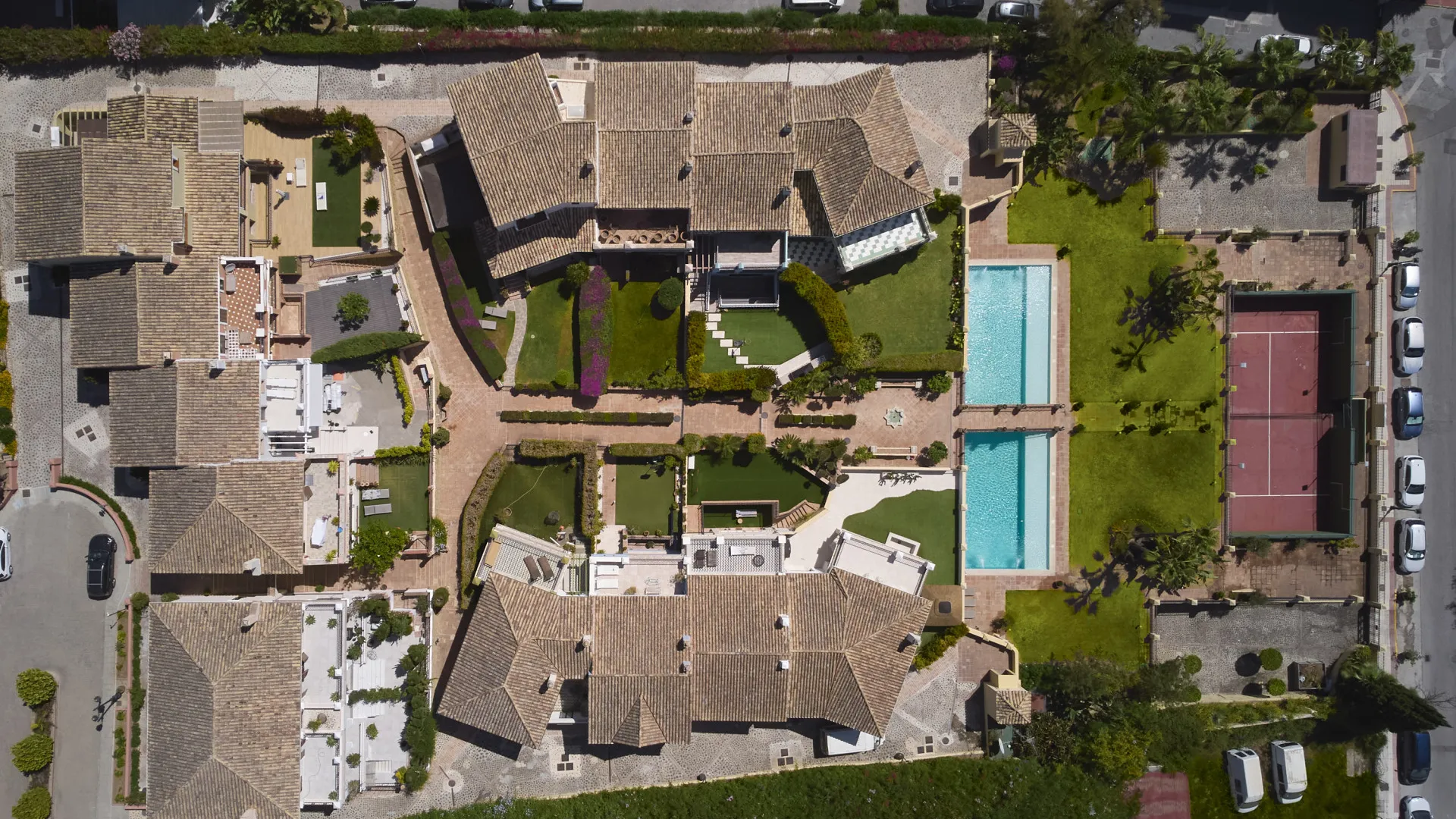 Marbella Golden Mile semi detached house for sale