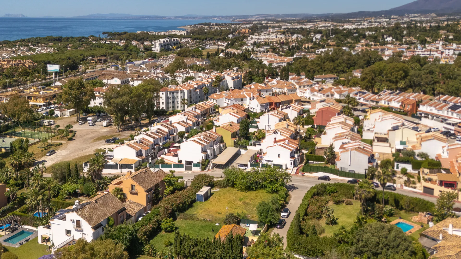 For sale plot in Diana Park