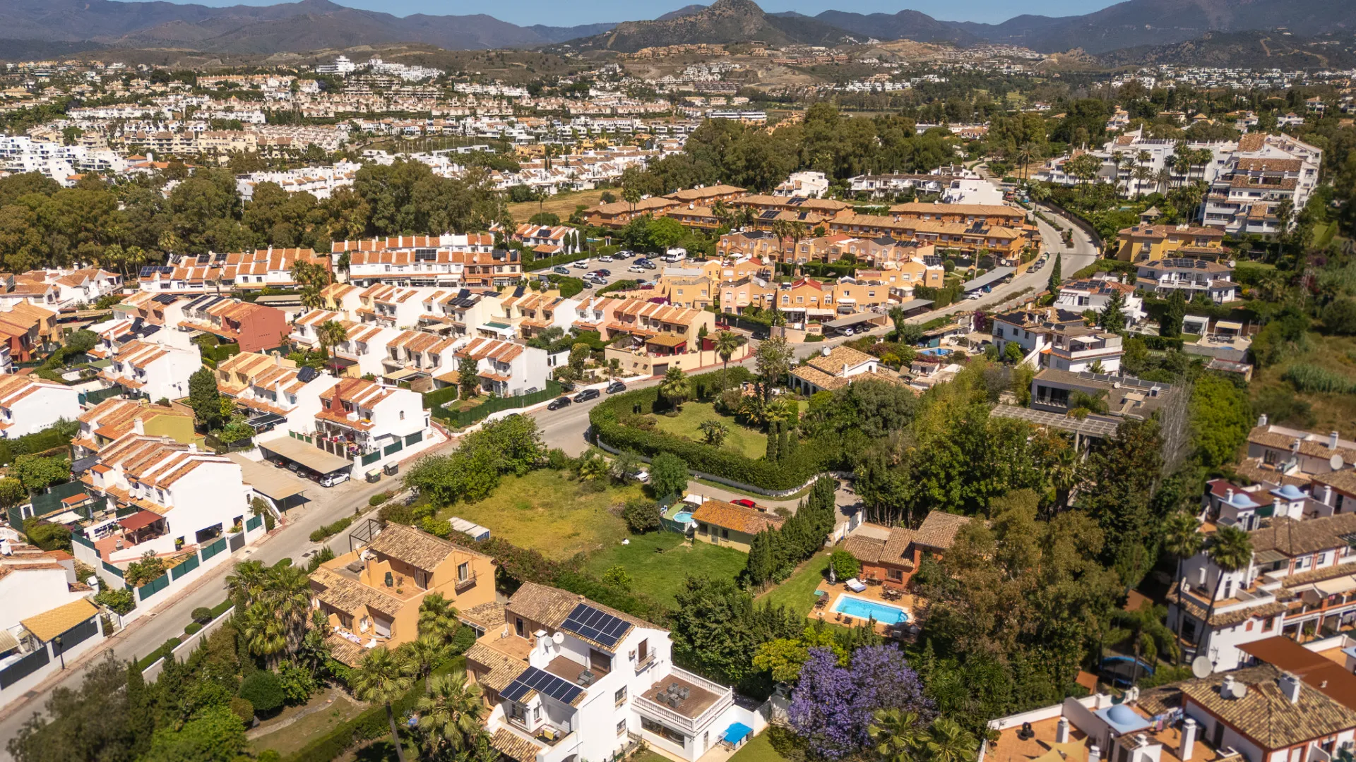 For sale plot in Diana Park