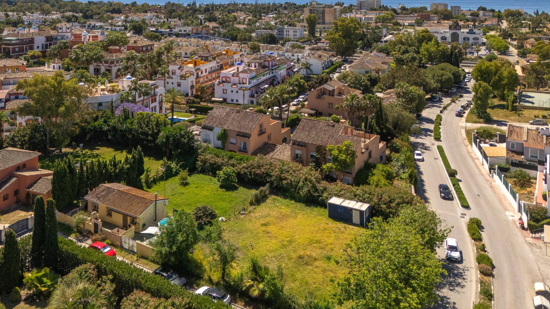 For sale plot in Diana Park