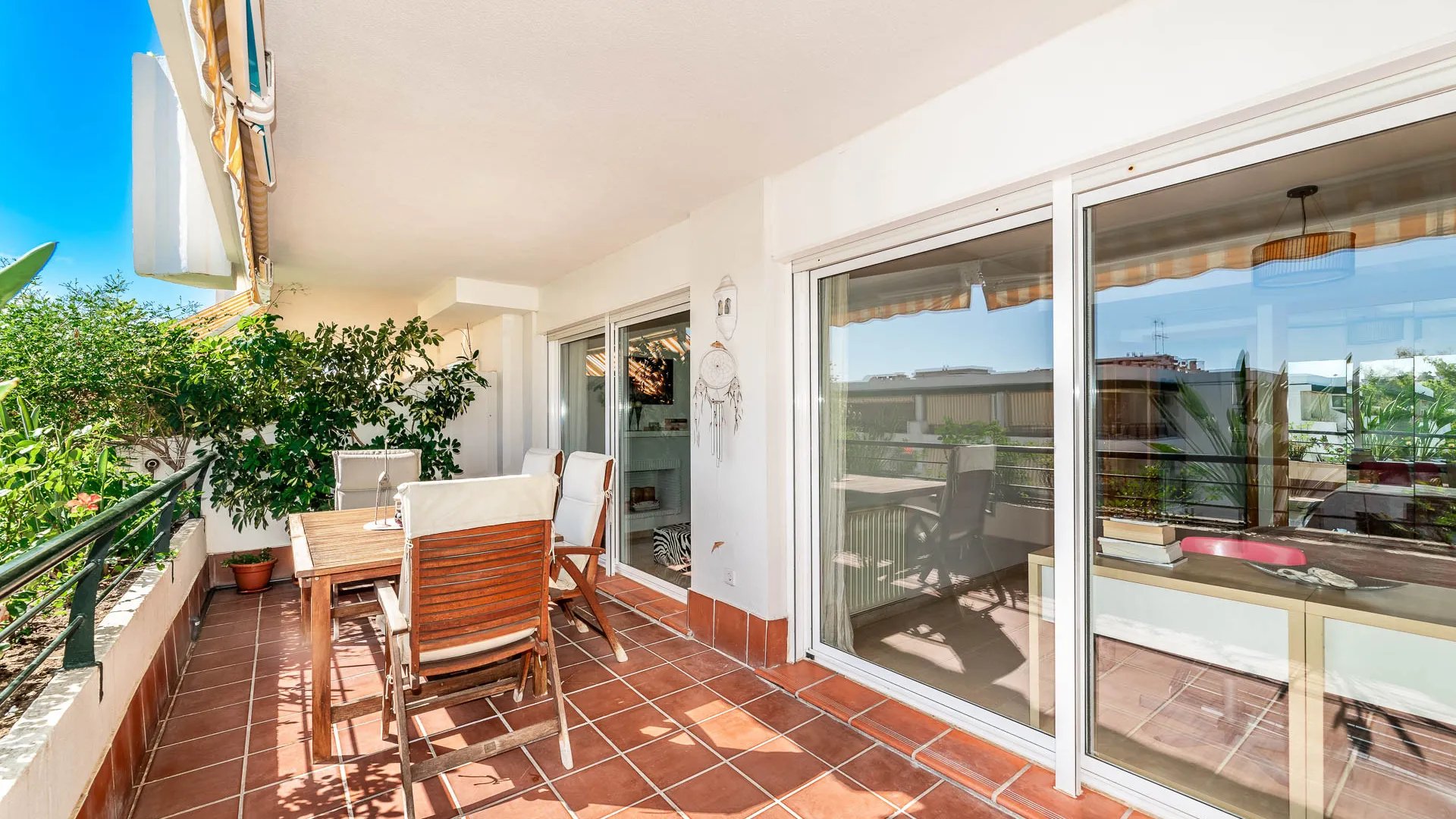 Guadalmina Alta, atico duplex de 3 dormitorios en venta