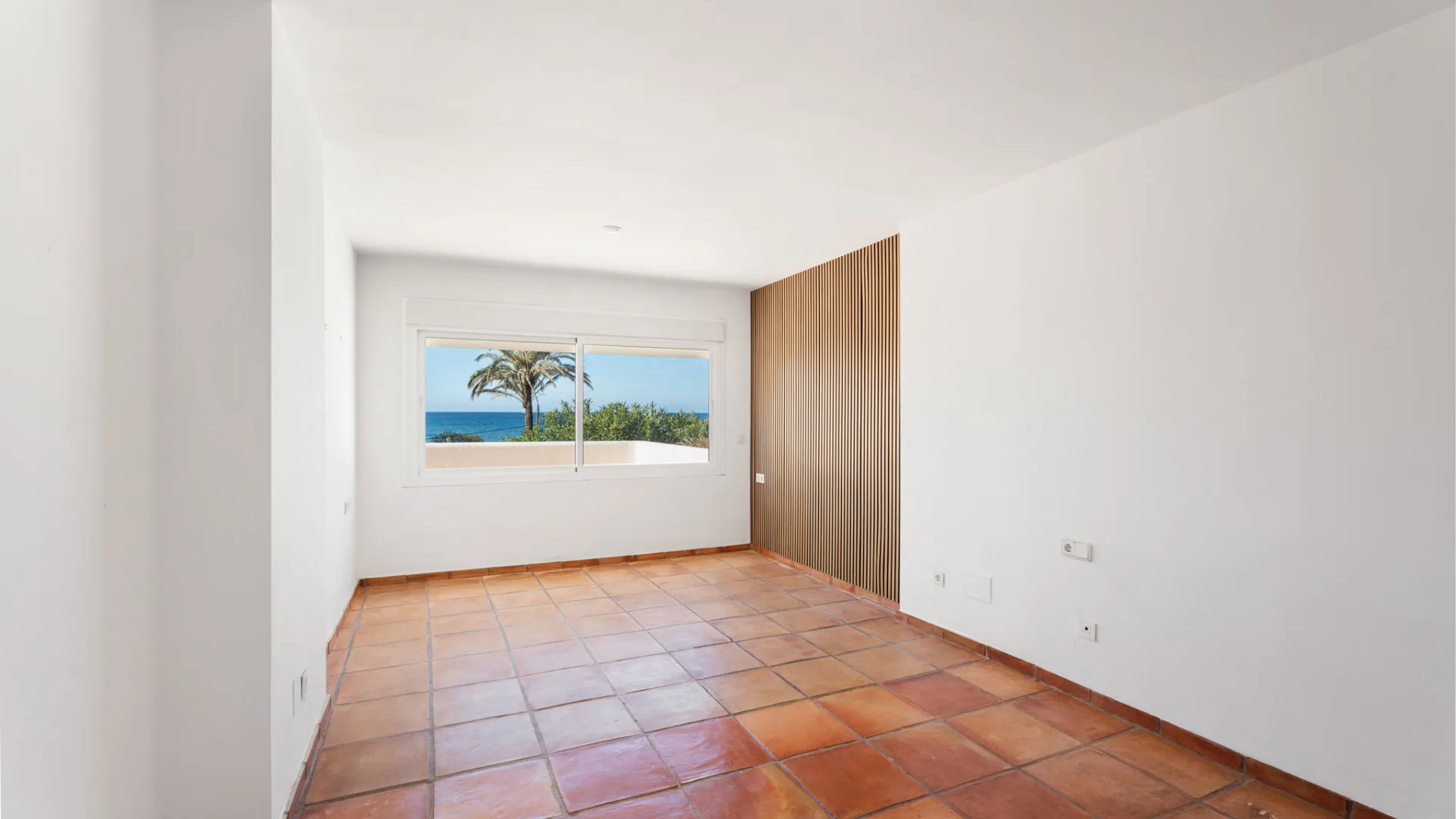 Comprar villa en Marbesa