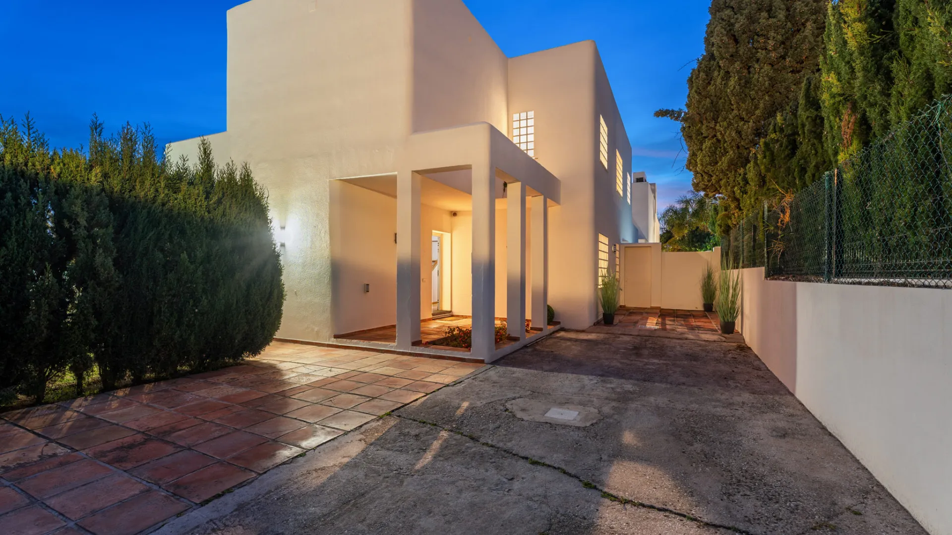 Comprar villa en Marbesa