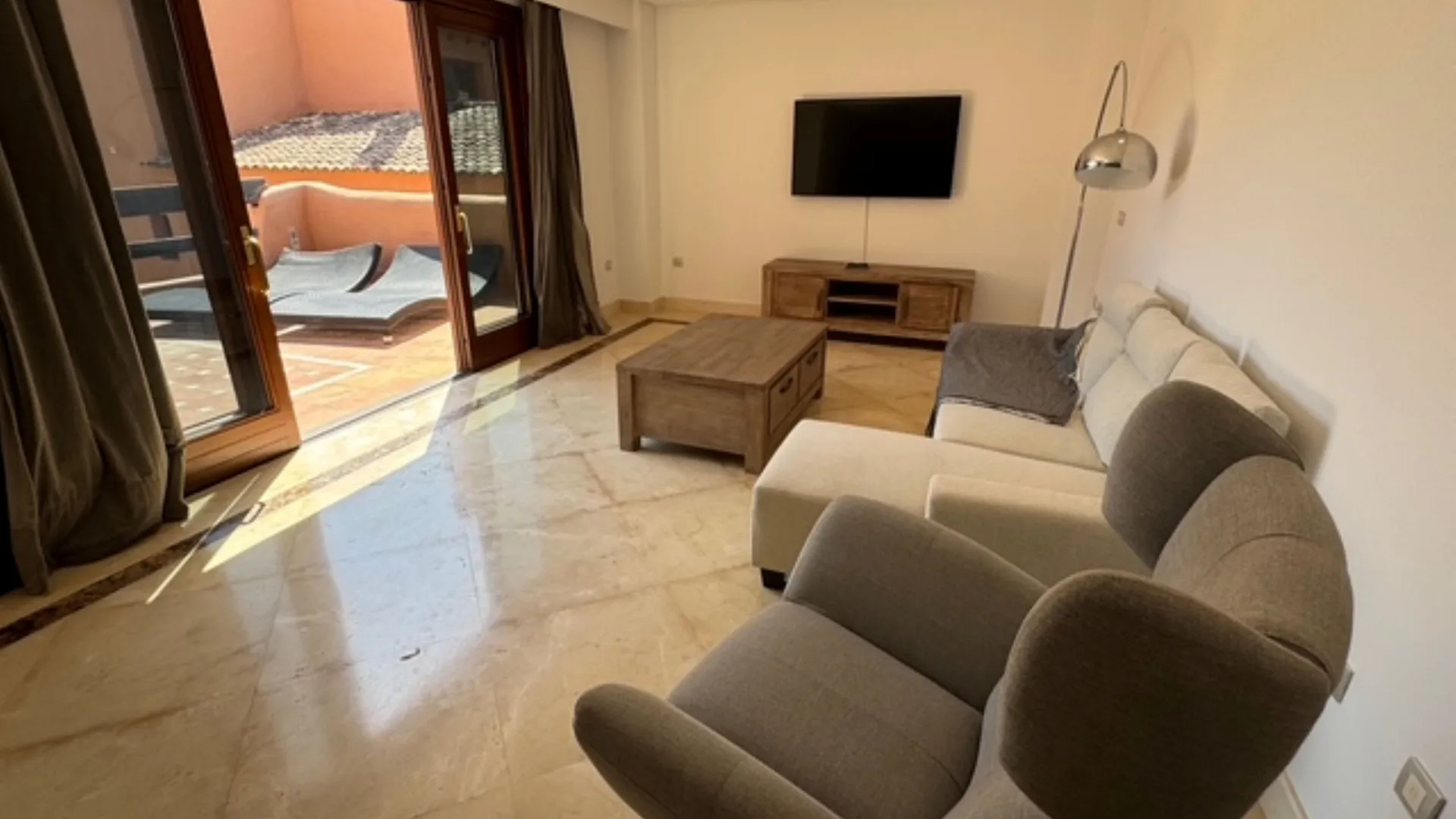 Apartamento de 2 dormitorios a la venta en Mar Azul