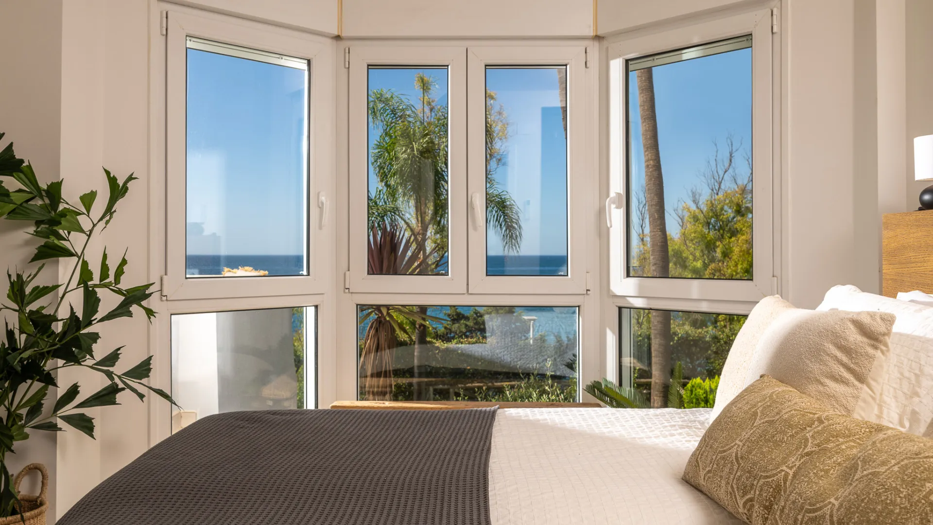 Apartamento de 3 dormitorios en venta en Estepona Ciudad