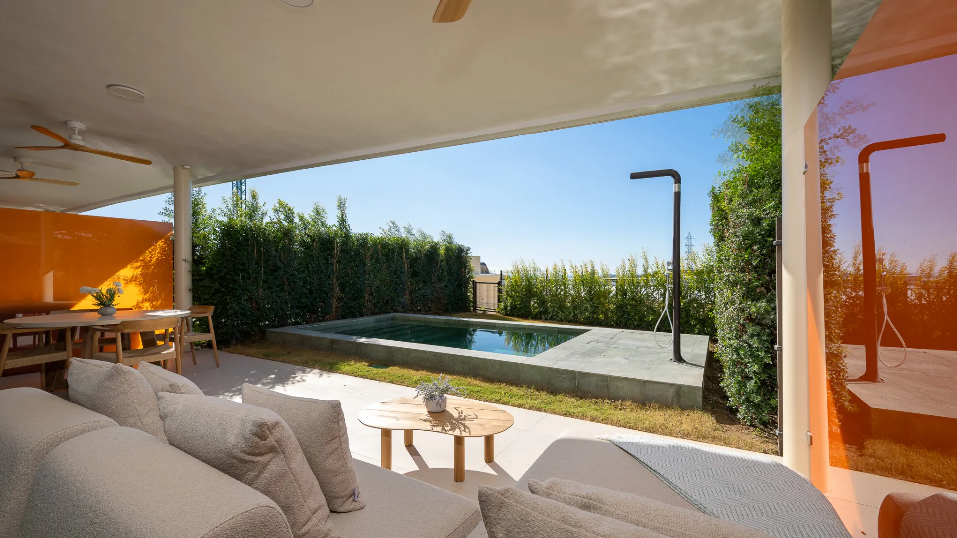 2 bedrooms ground floor apartment in El Higueron for sale