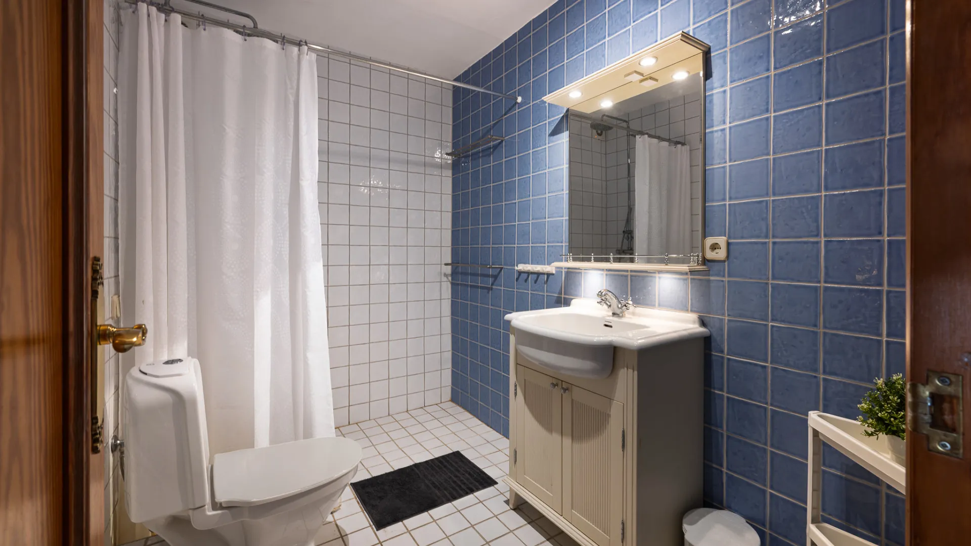 Apartamento con 4 dormitorios en venta en Atalaya