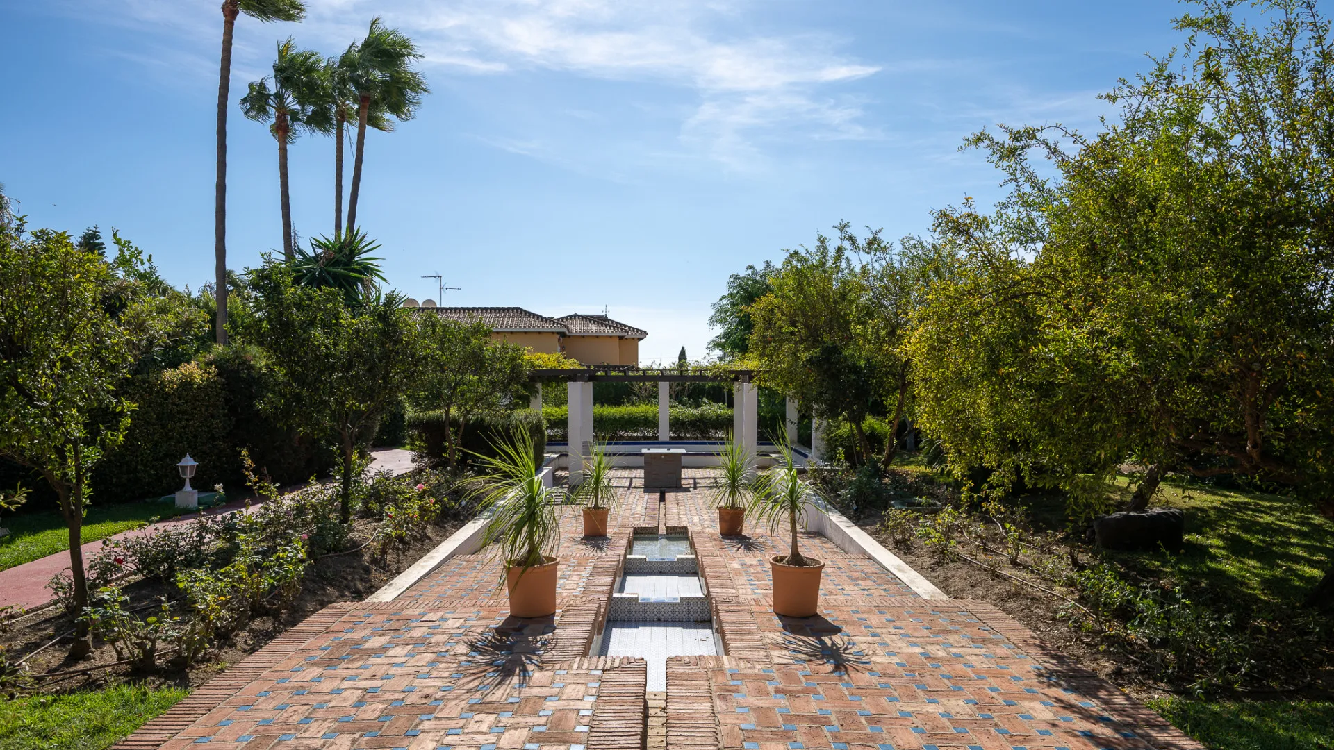 Apartamento con 4 dormitorios en venta en Atalaya