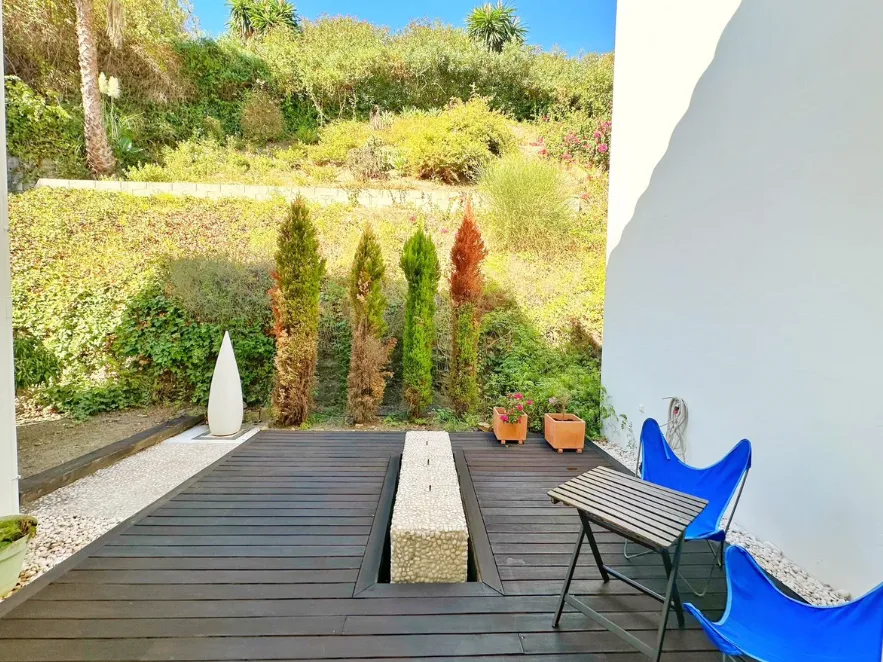 Se vende villa en Los Arqueros de 5 dormitorios