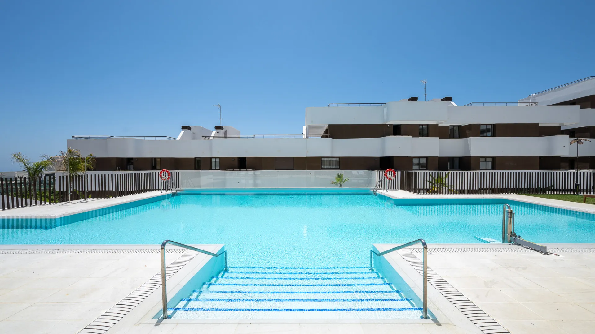 Apartment for sale in Estepona Town