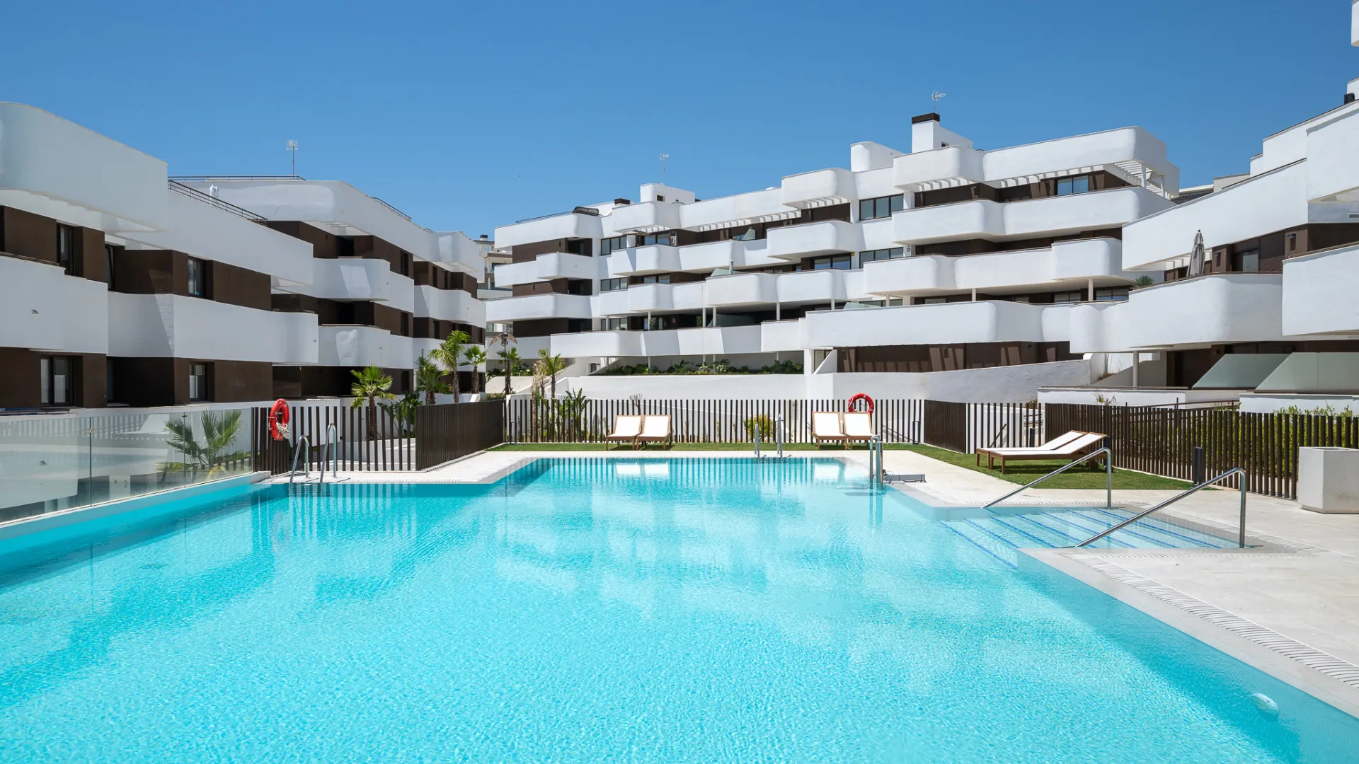 Apartment for sale in Estepona Town