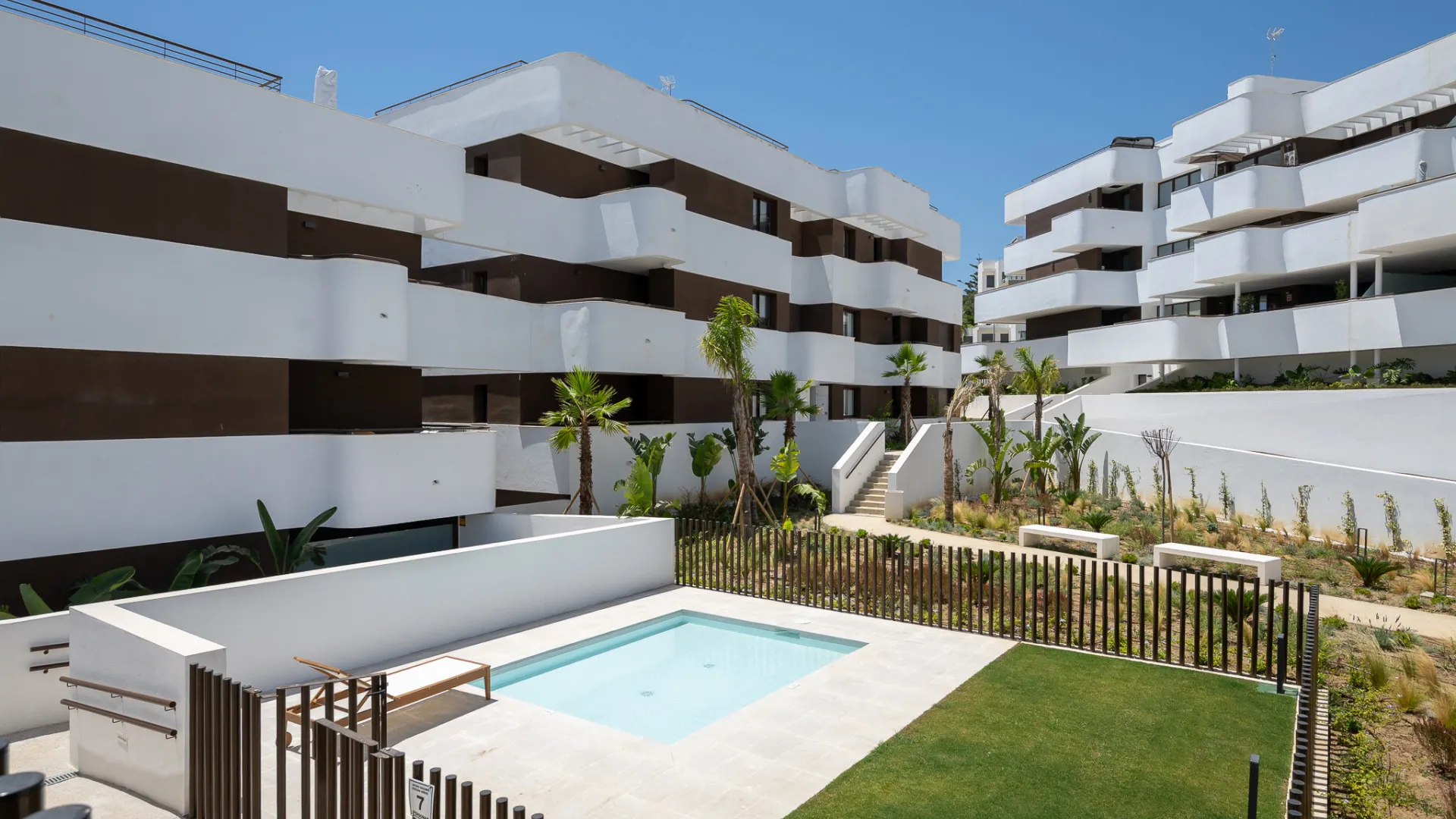Apartment for sale in Estepona Town