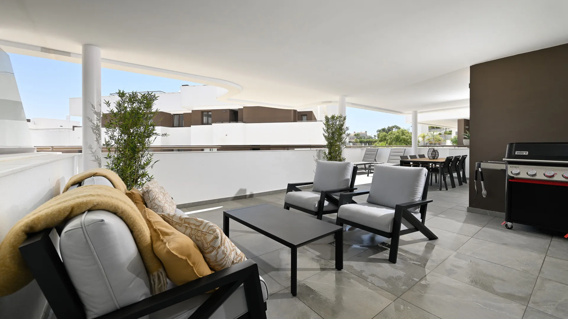 Apartment for sale in Estepona Town