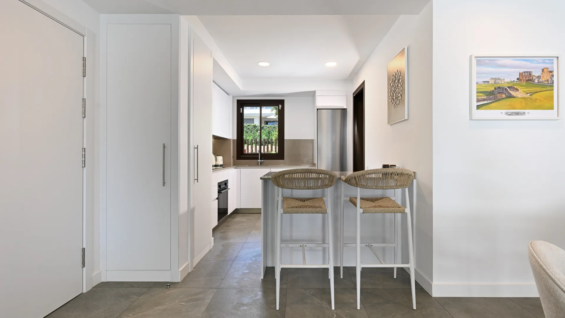 Apartment for sale in Estepona Town