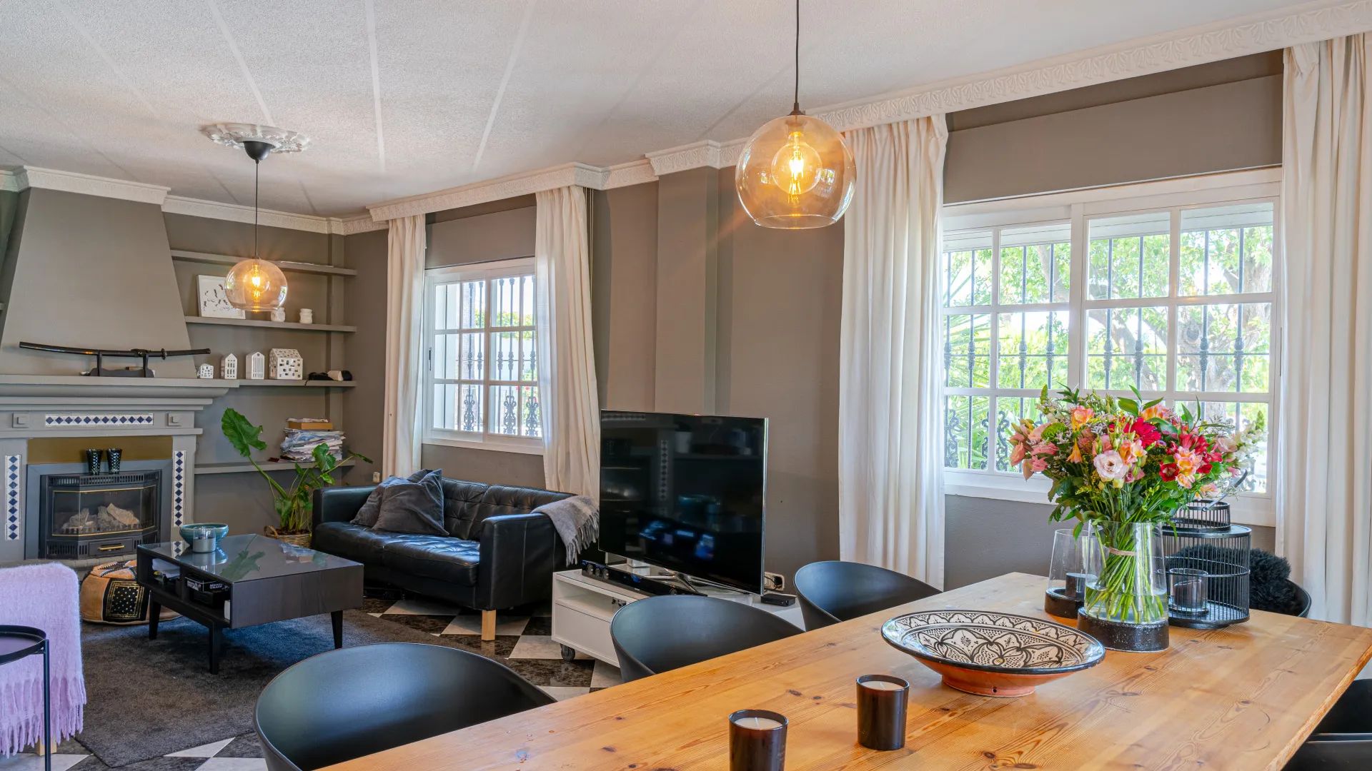 Alhaurin de la Torre 6 bedrooms villa for sale