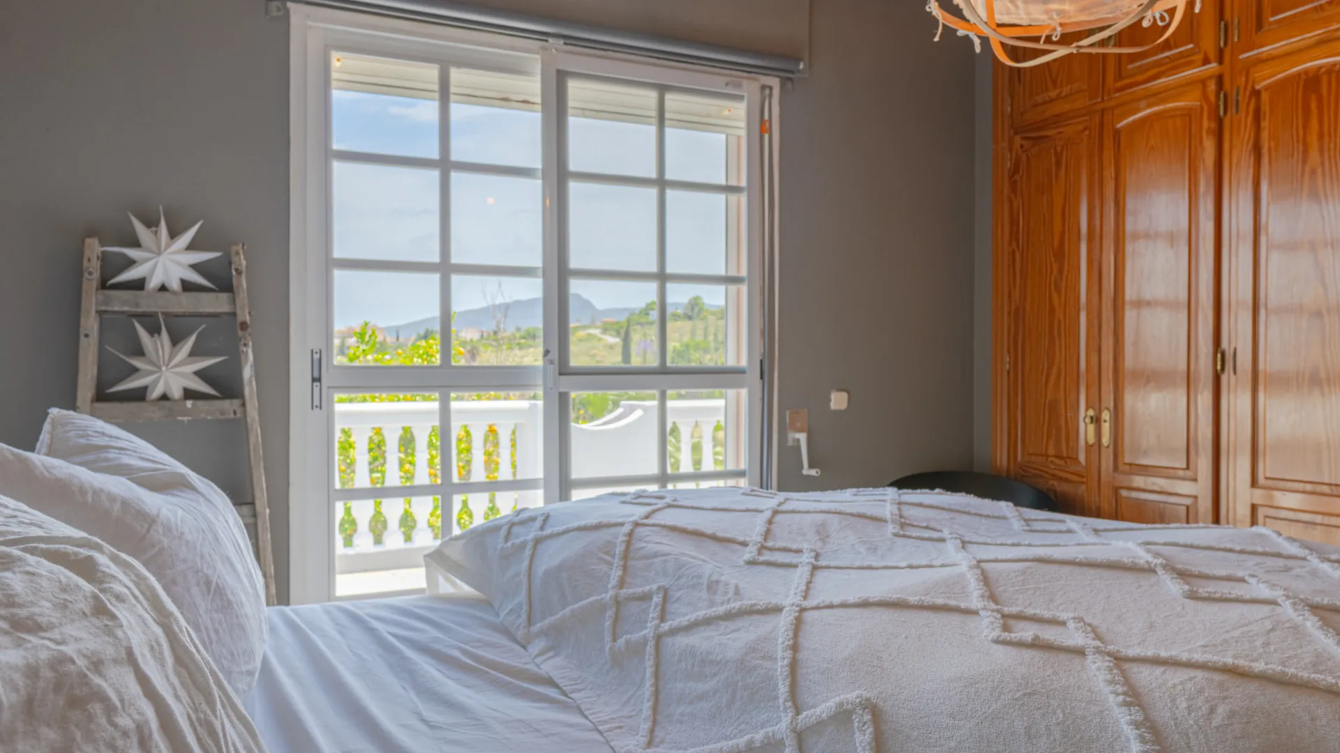 Alhaurin de la Torre 6 bedrooms villa for sale