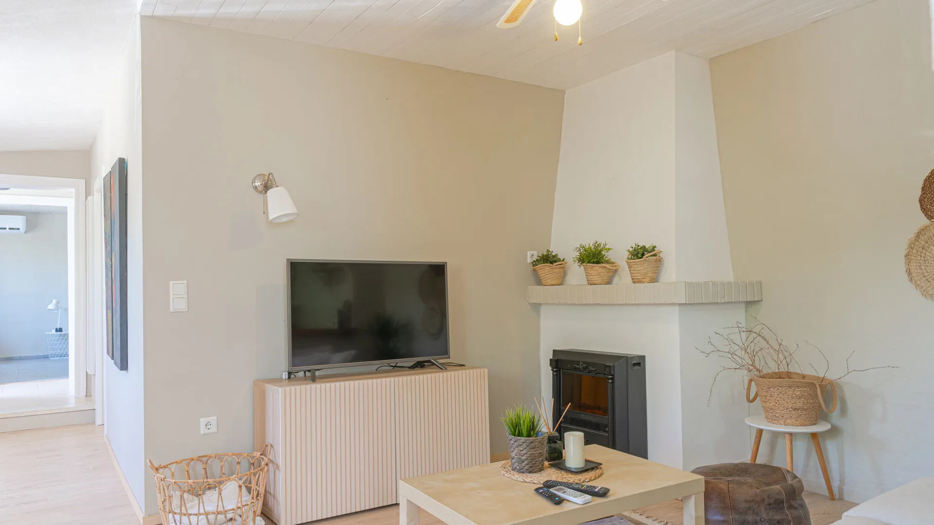 Alhaurin de la Torre 6 bedrooms villa for sale