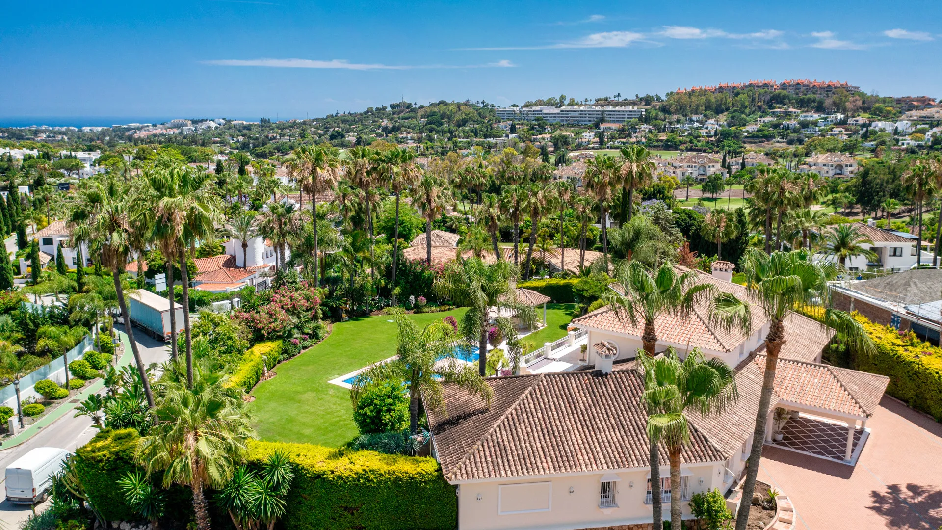 For sale villa in La Cerquilla with 6 bedrooms
