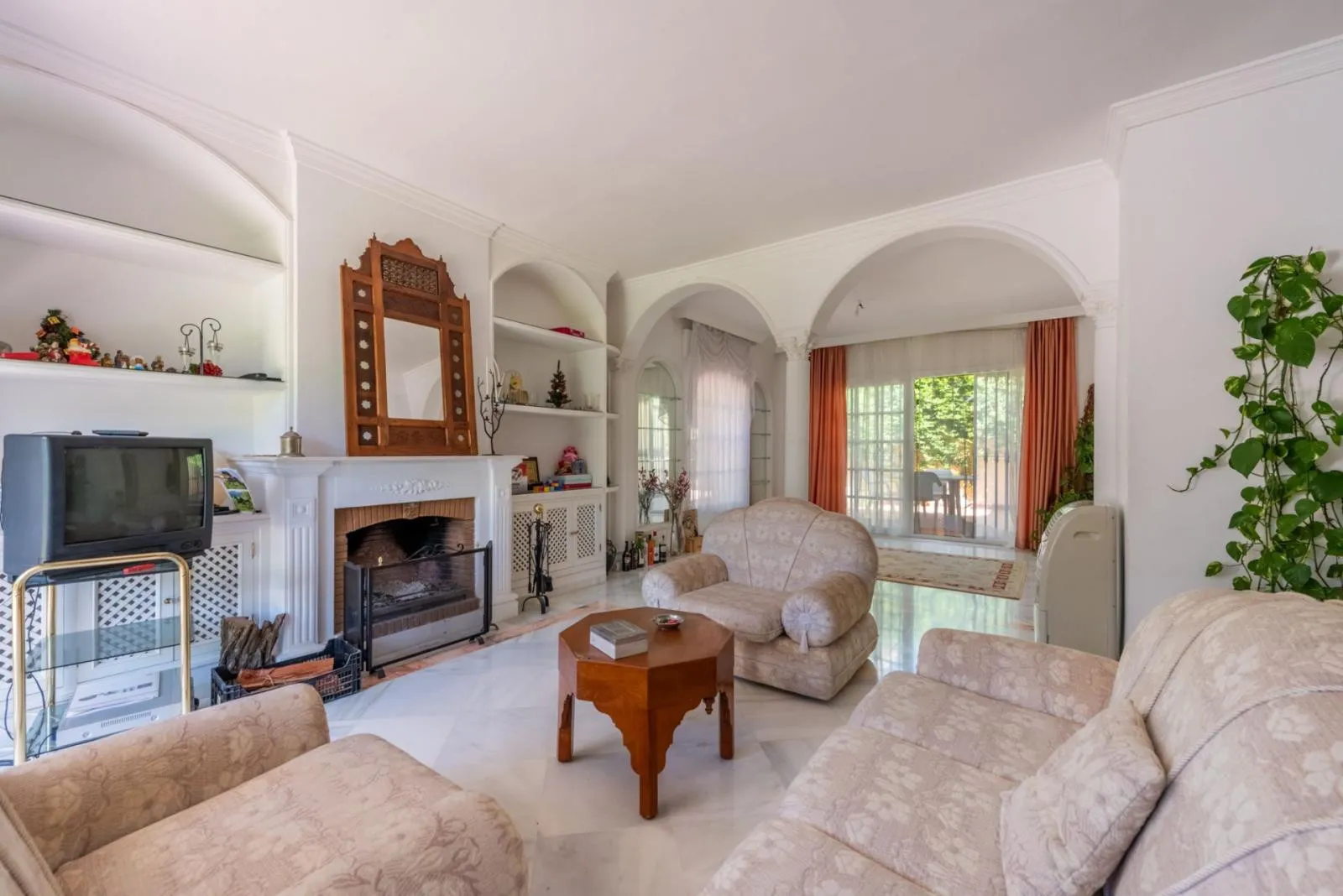 For sale villa in Marbella City