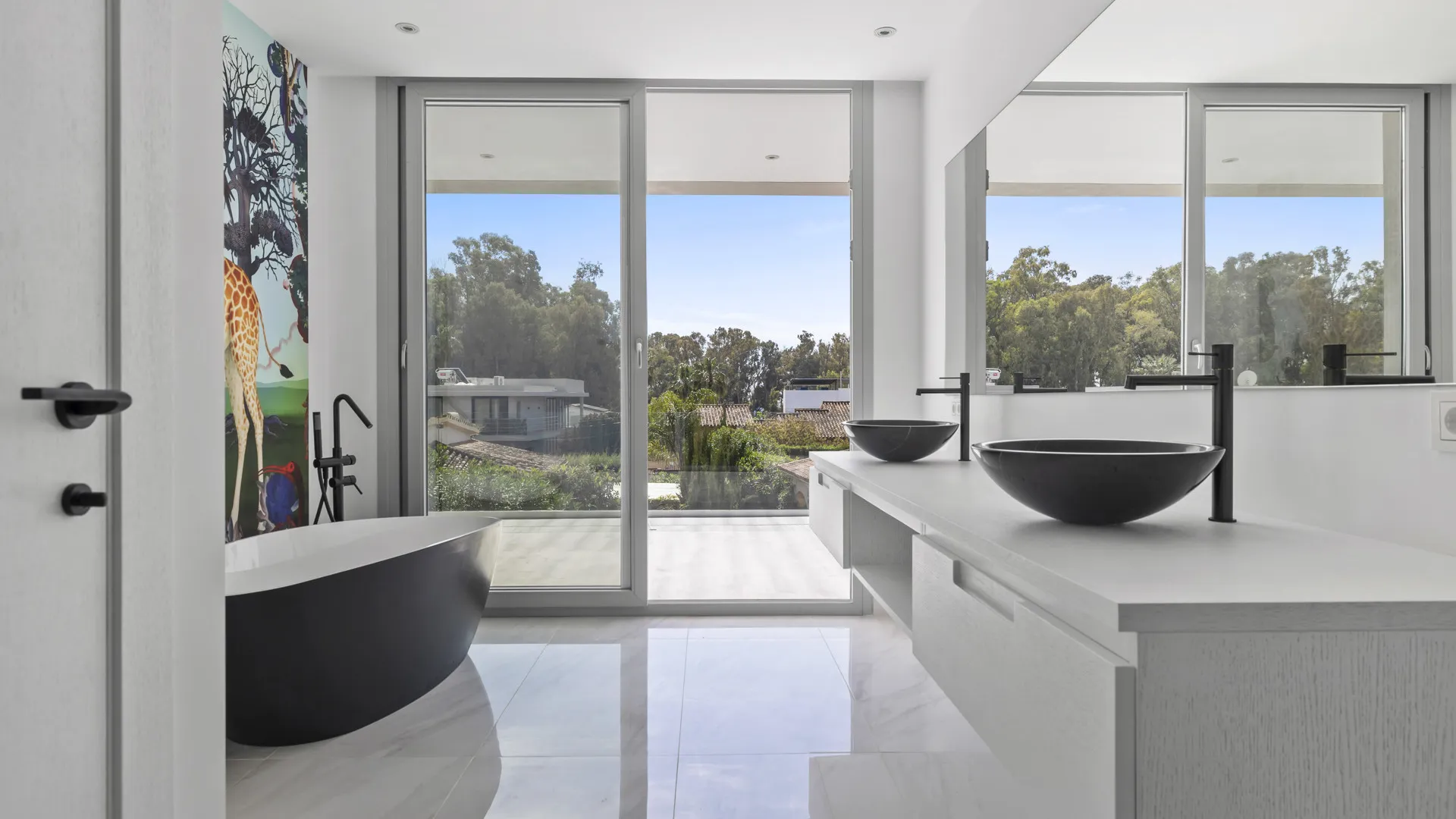 Comprar villa en San Pedro de Alcantara con 5 dormitorios