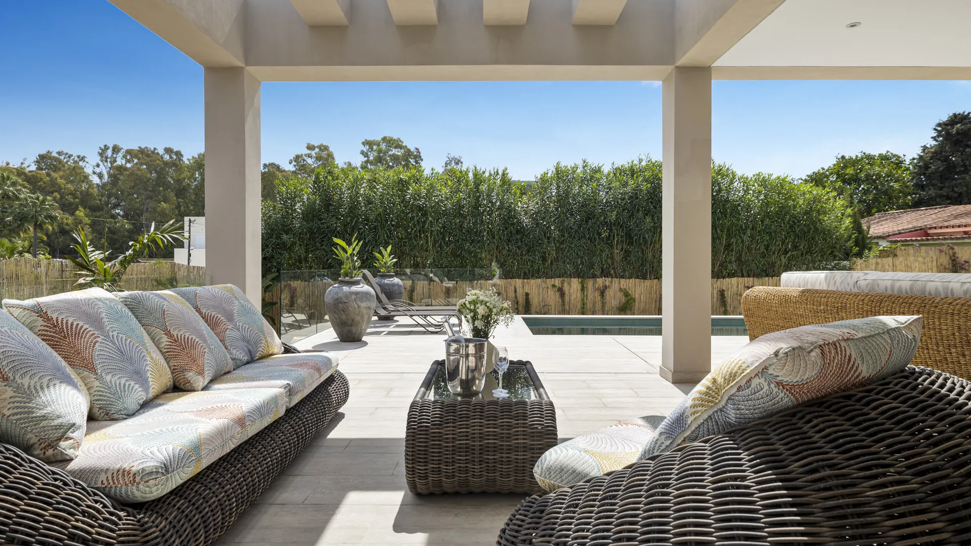 Comprar villa en San Pedro de Alcantara con 5 dormitorios